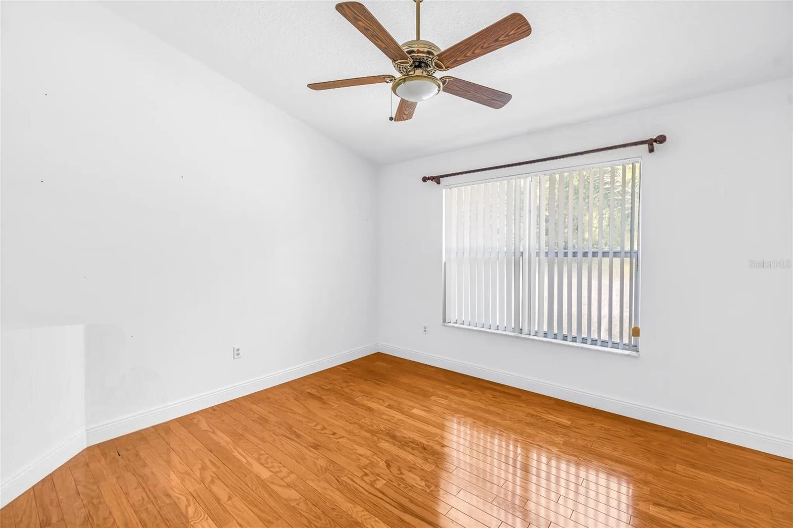 10210 VISTA POINTE DR