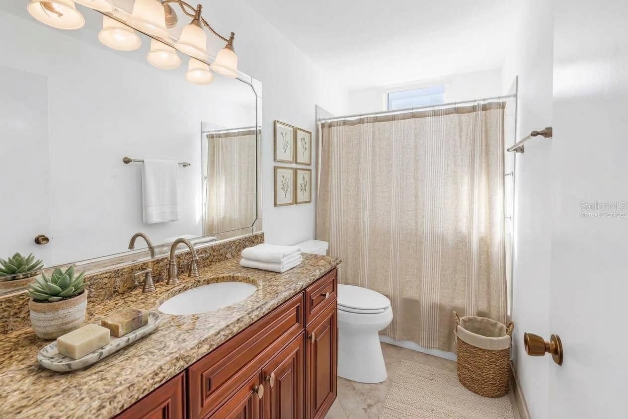 10210 VISTA POINTE DR