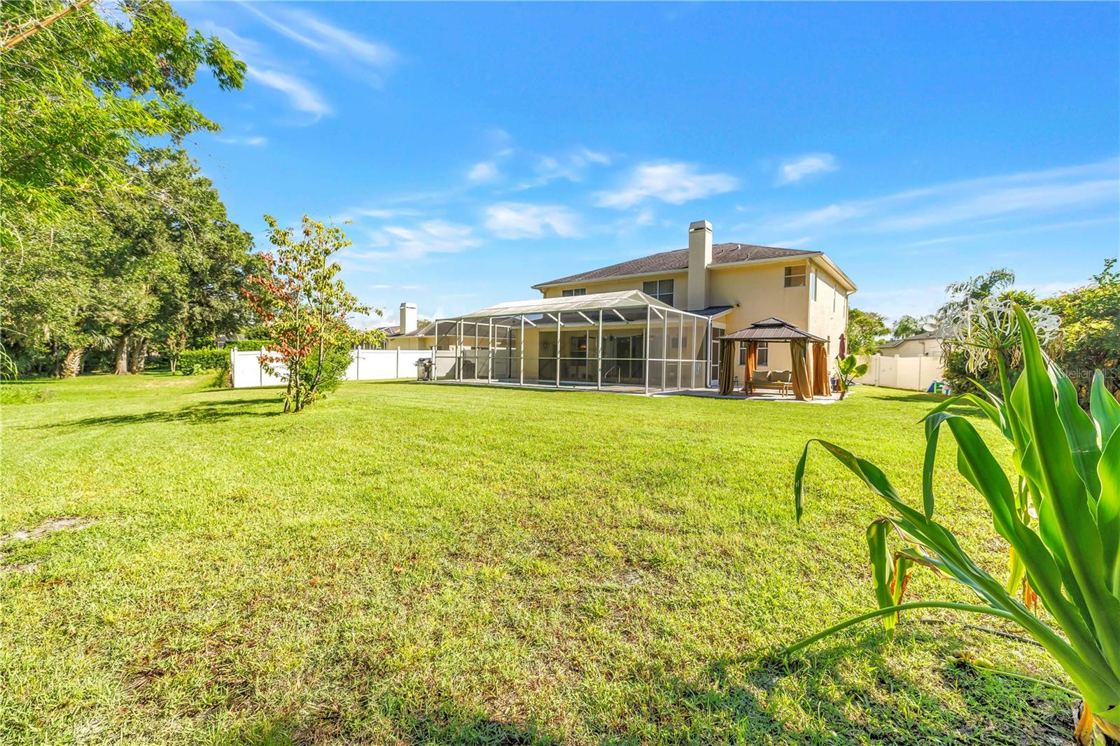 10210 VISTA POINTE DR