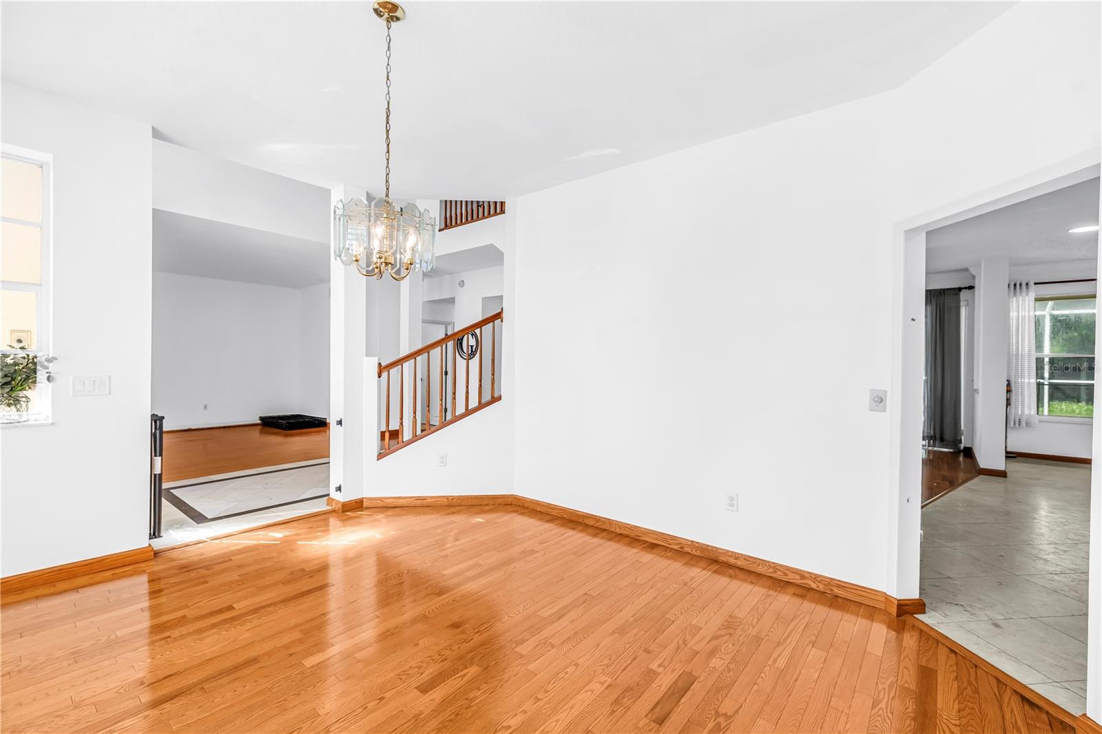 10210 VISTA POINTE DR