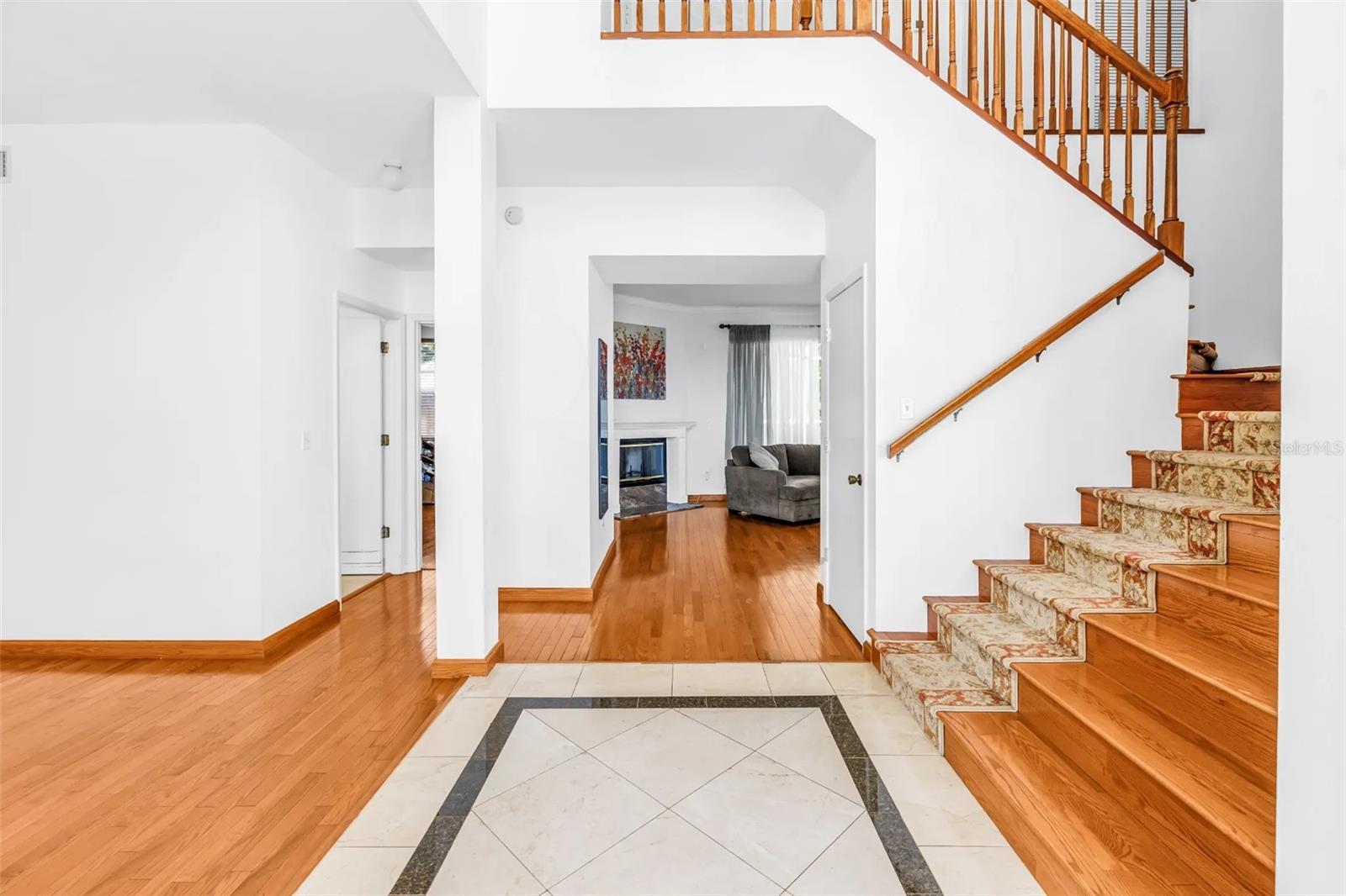 10210 VISTA POINTE DR