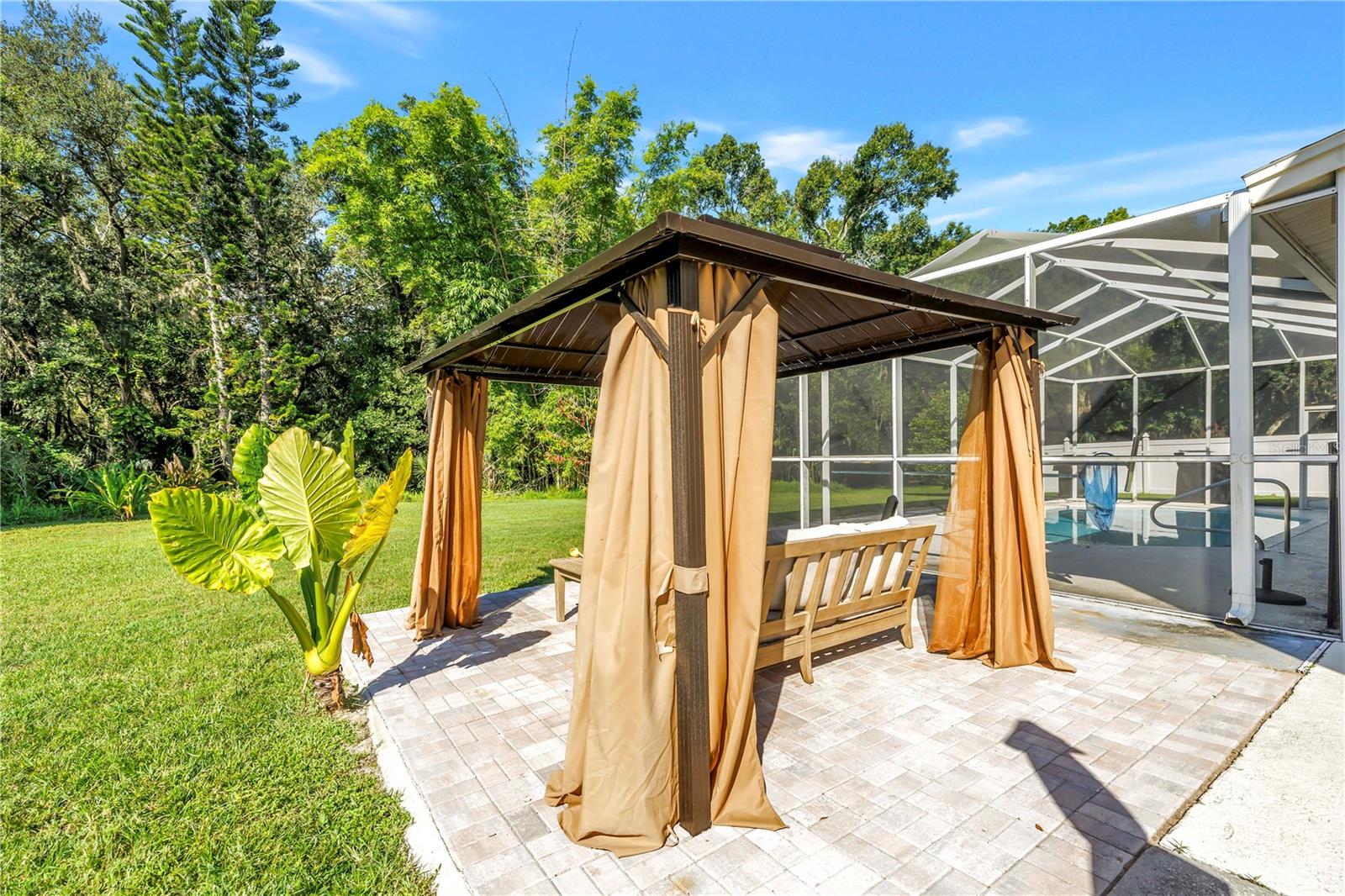 10210 VISTA POINTE DR