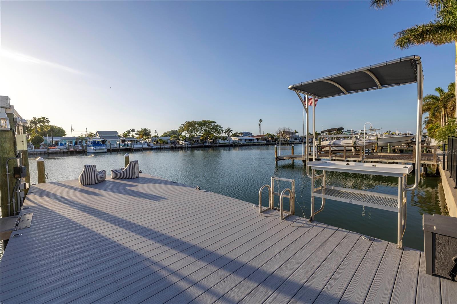 524 JOHNS PASS AVE
