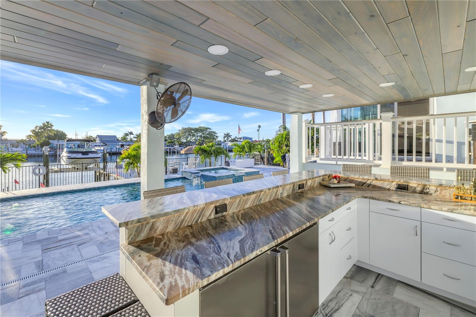 524 JOHNS PASS AVE
