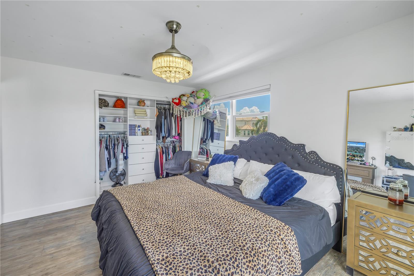 524 JOHNS PASS AVE