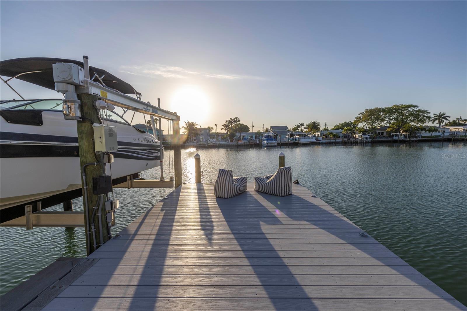 524 JOHNS PASS AVE