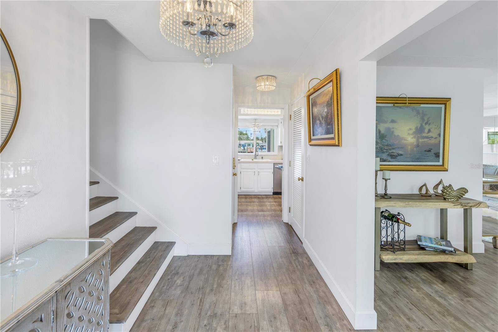 524 JOHNS PASS AVE