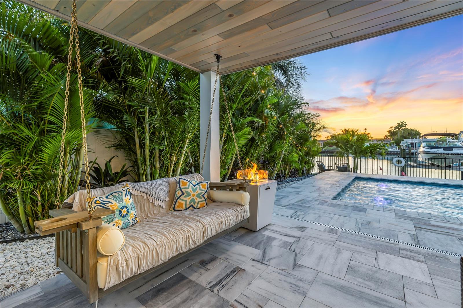 524 JOHNS PASS AVE