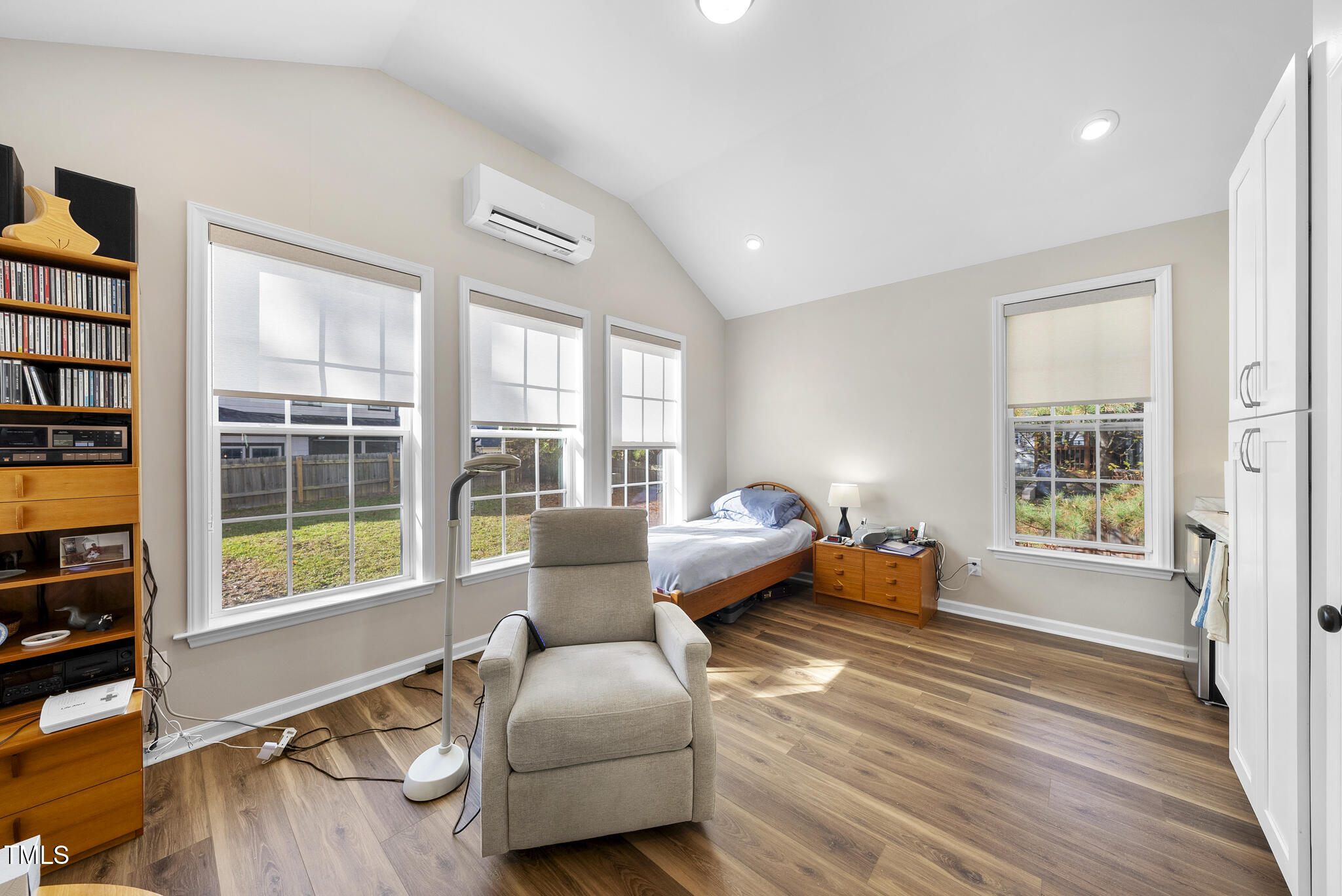 1055 Vauxhall Drive