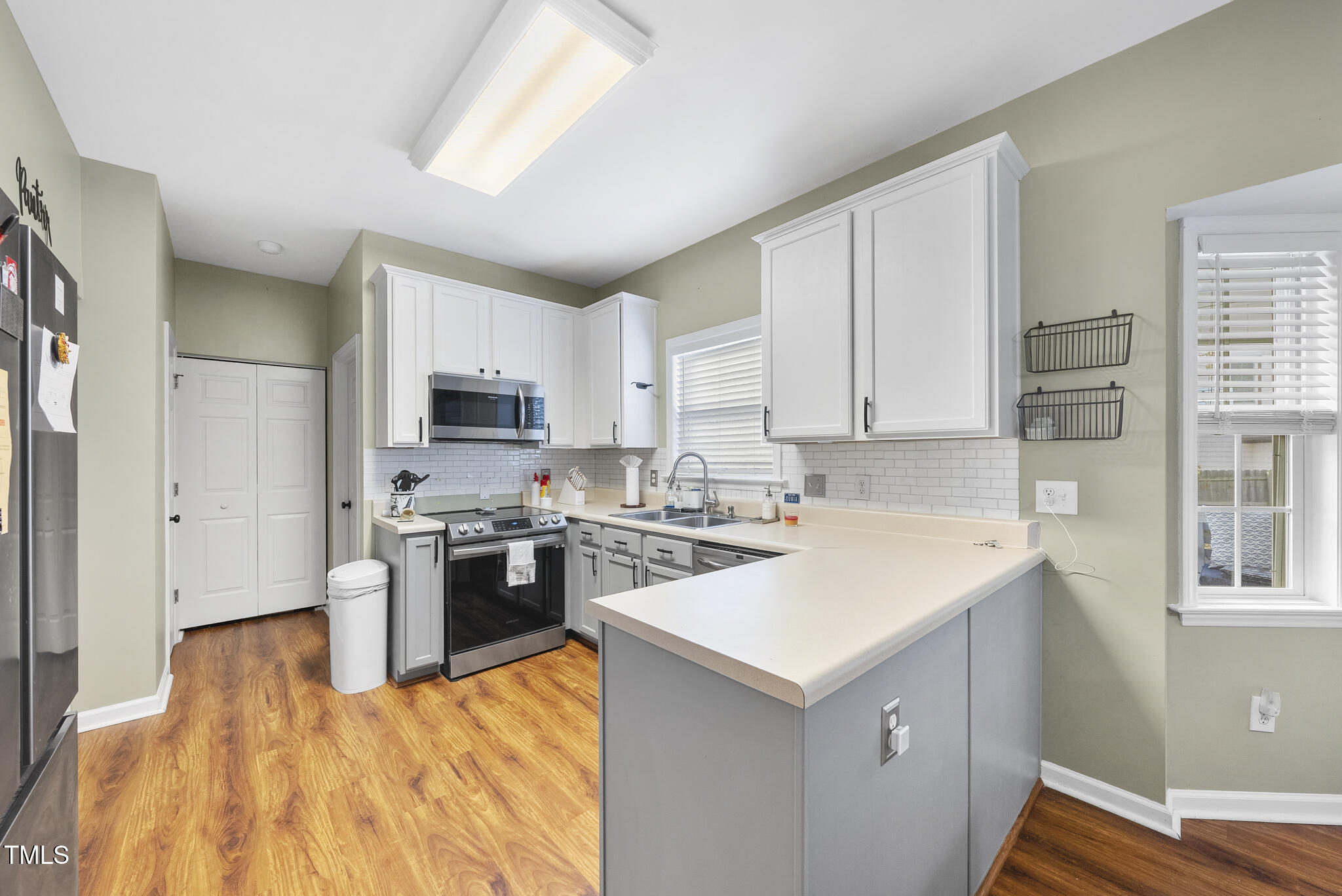 1055 Vauxhall Drive