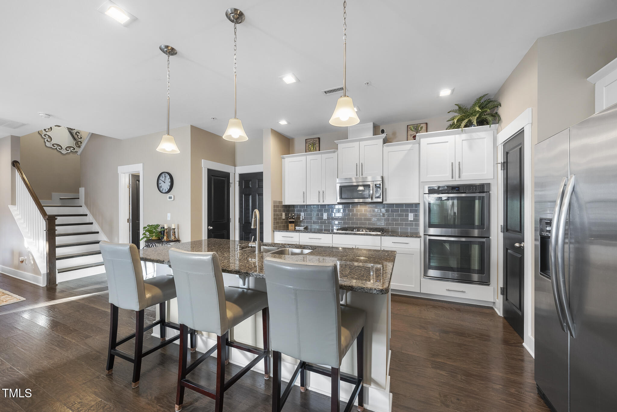 9305 Alcazar Walk