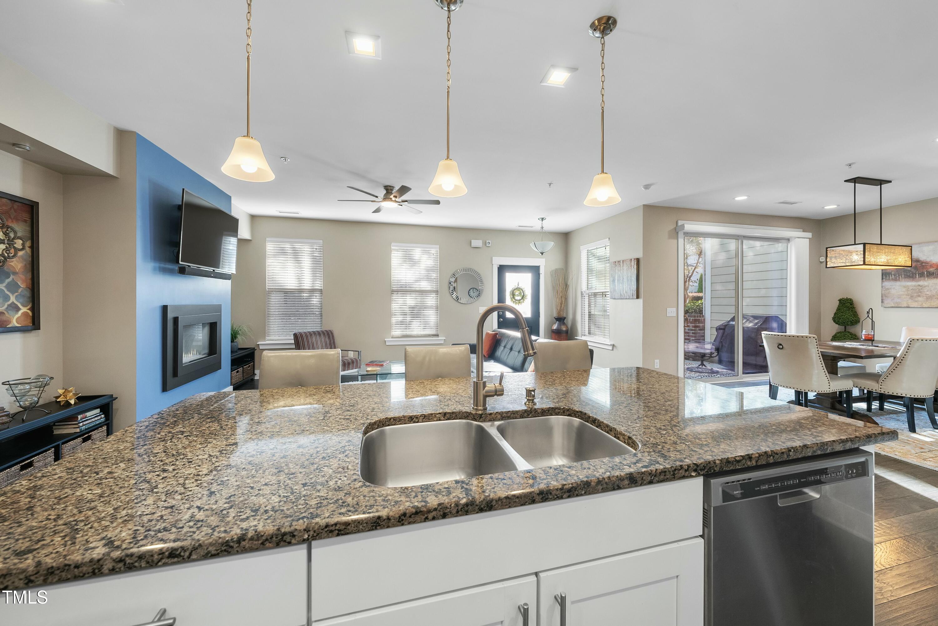 9305 Alcazar Walk