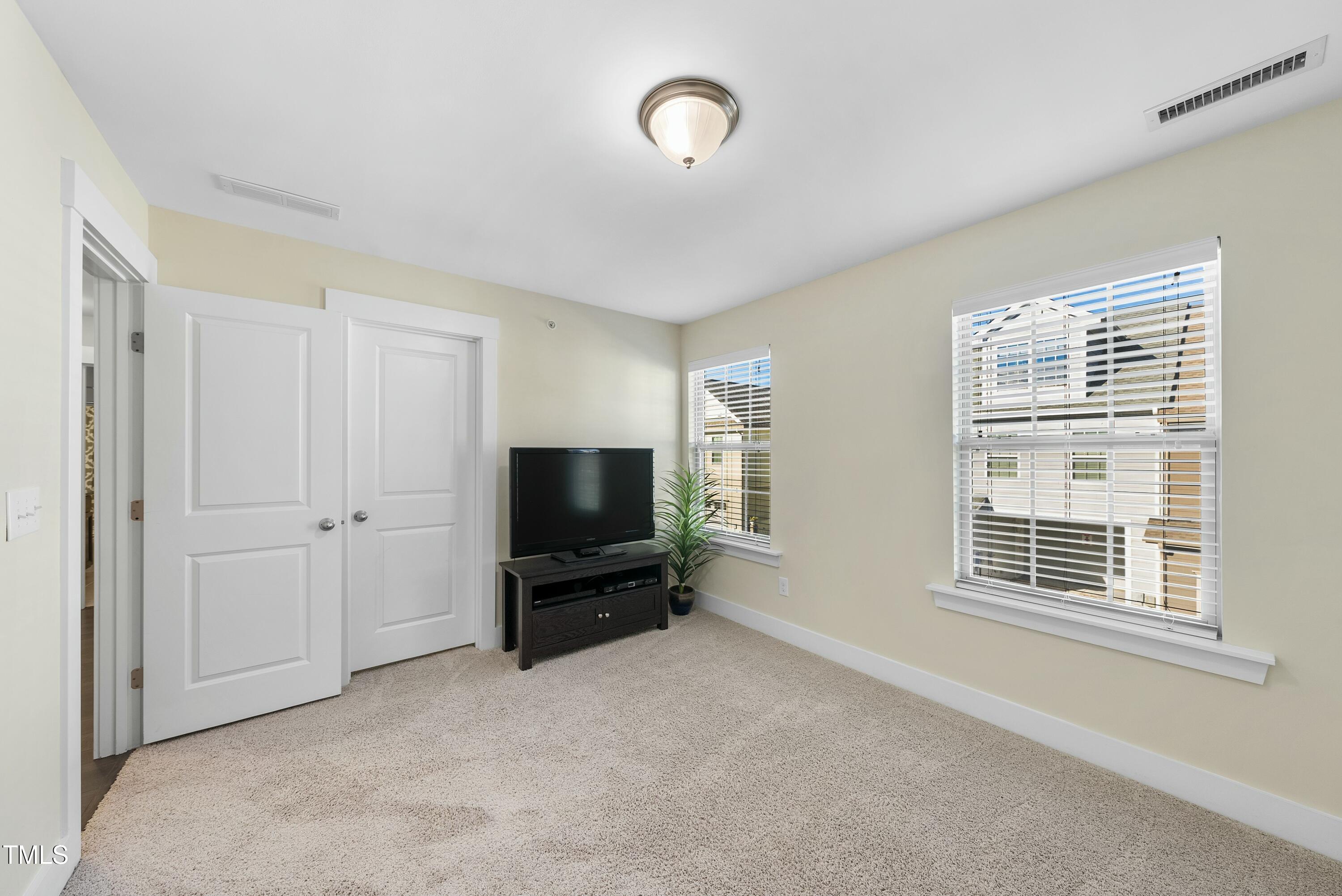 9305 Alcazar Walk