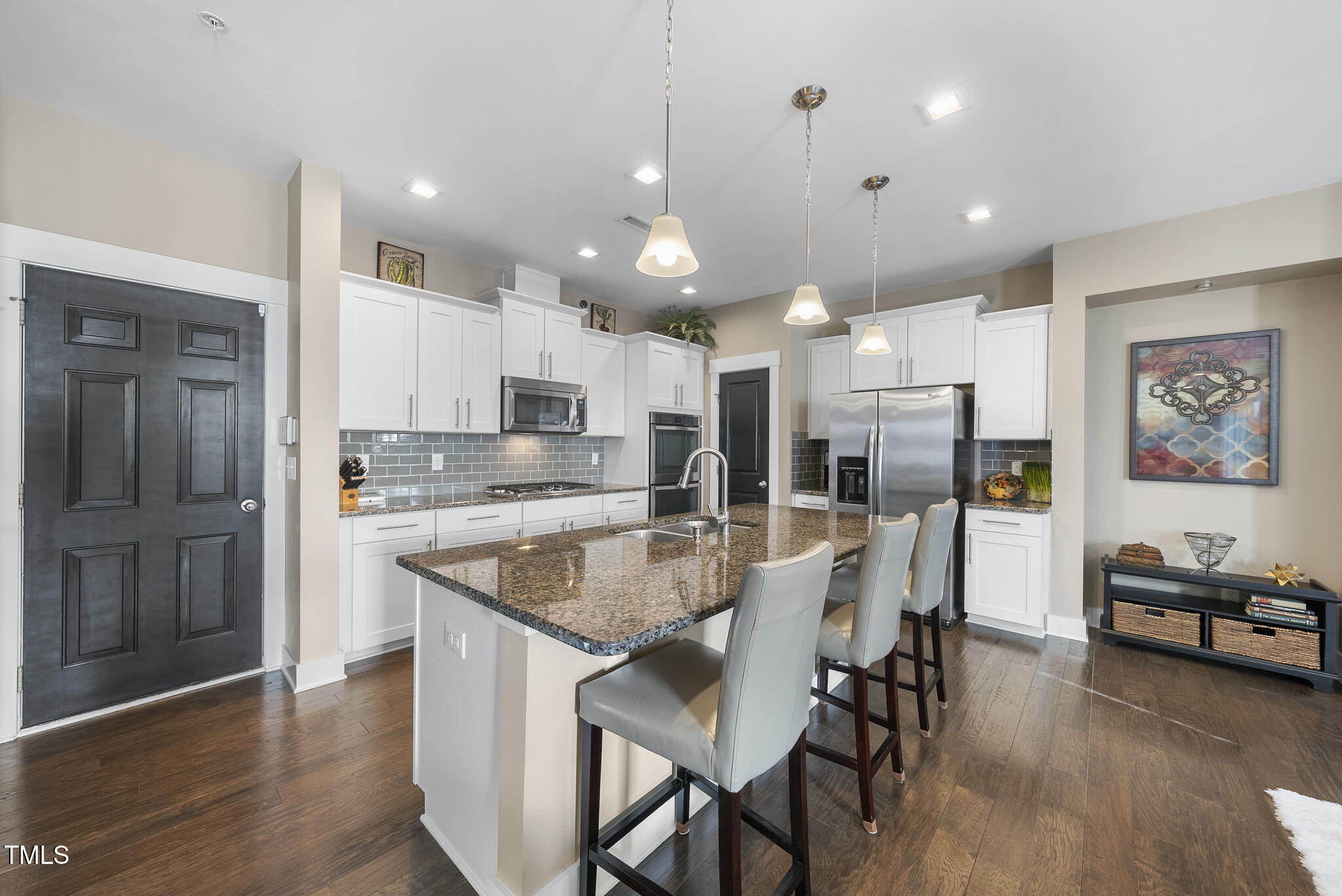 9305 Alcazar Walk