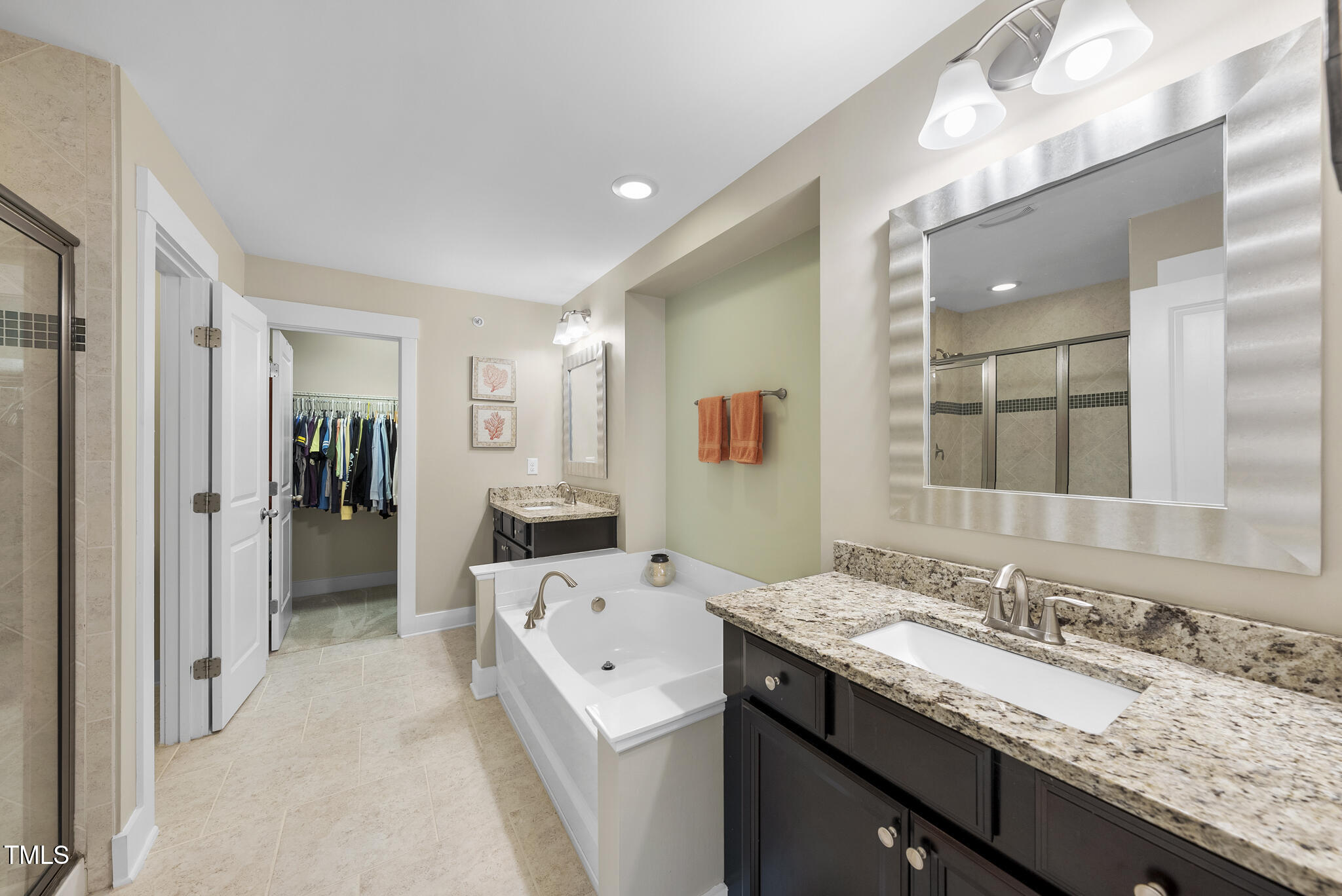 9305 Alcazar Walk