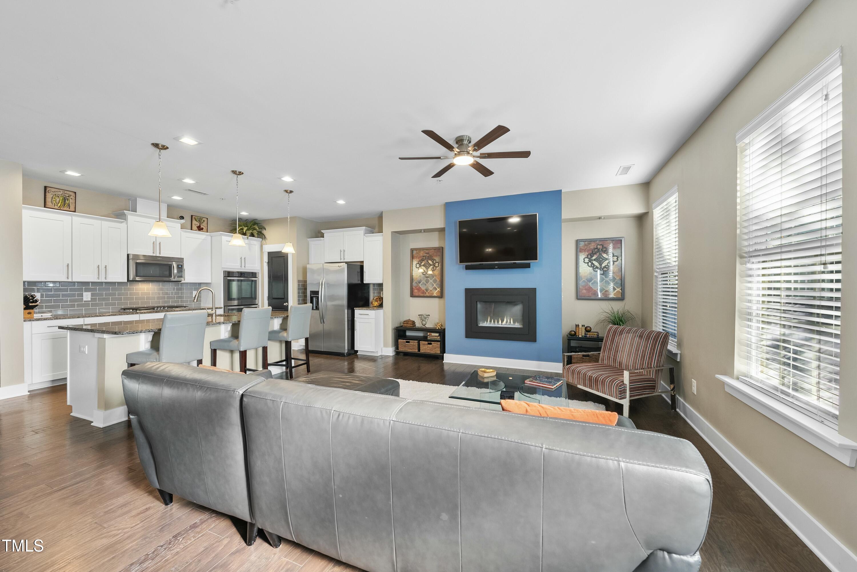 9305 Alcazar Walk