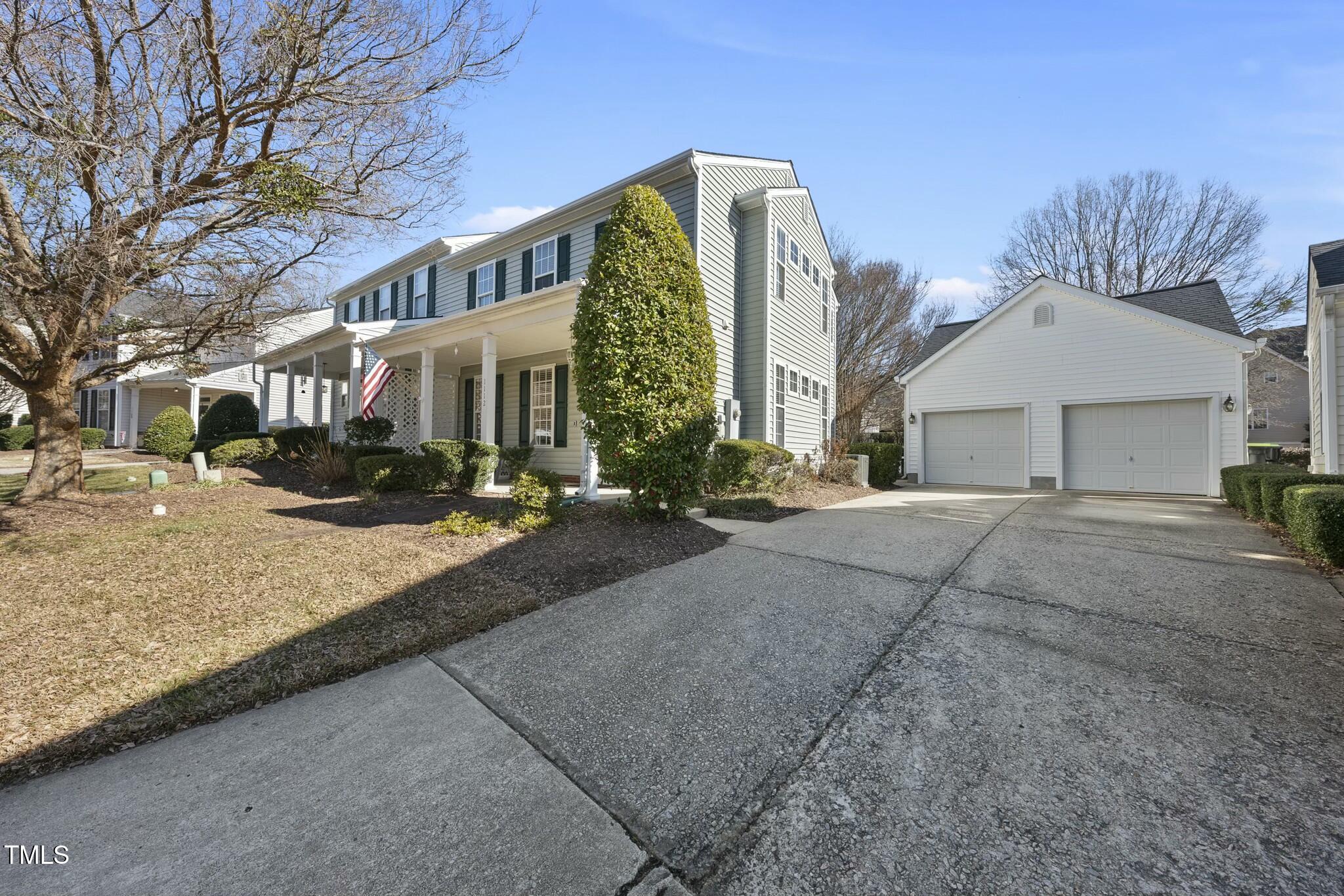 1112 Silky Dogwood Trail