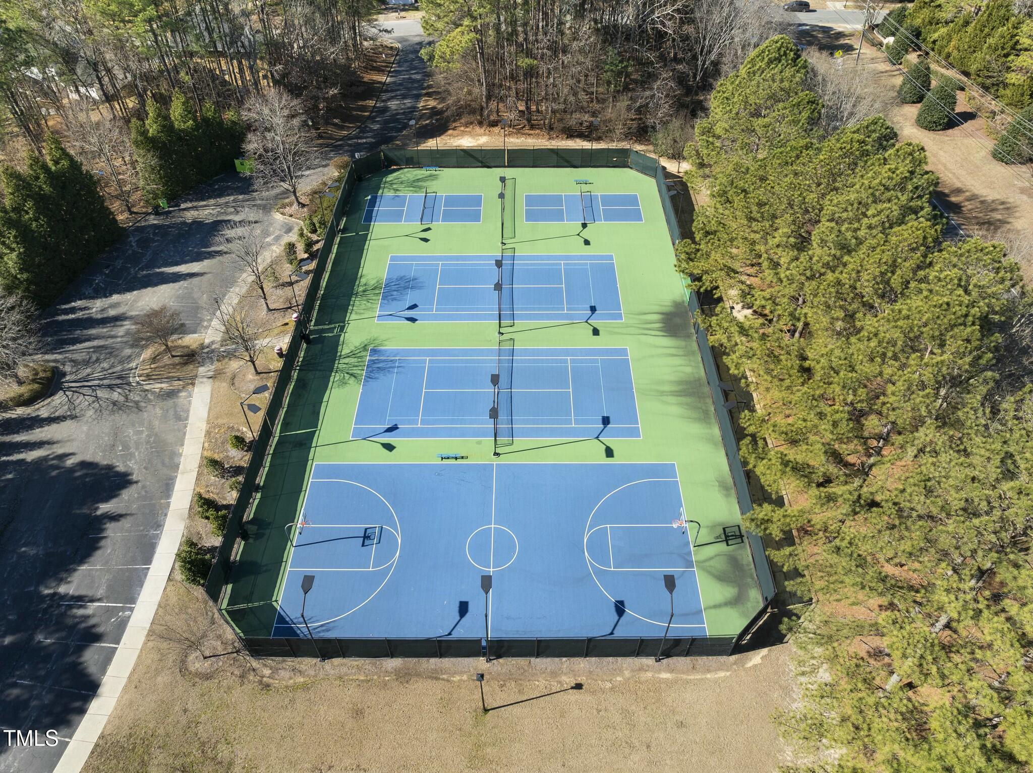 1112 Silky Dogwood Trail