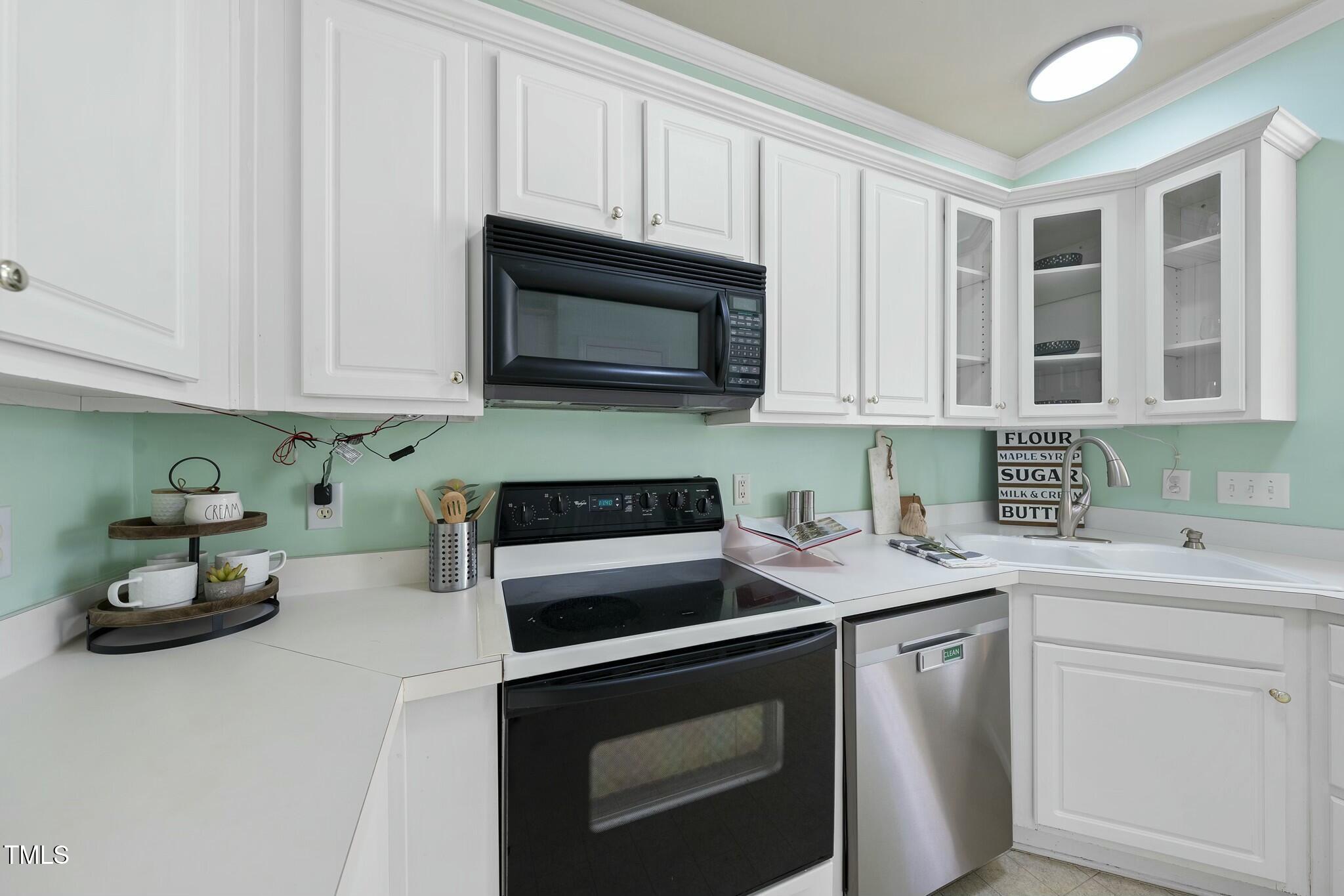 1112 Silky Dogwood Trail