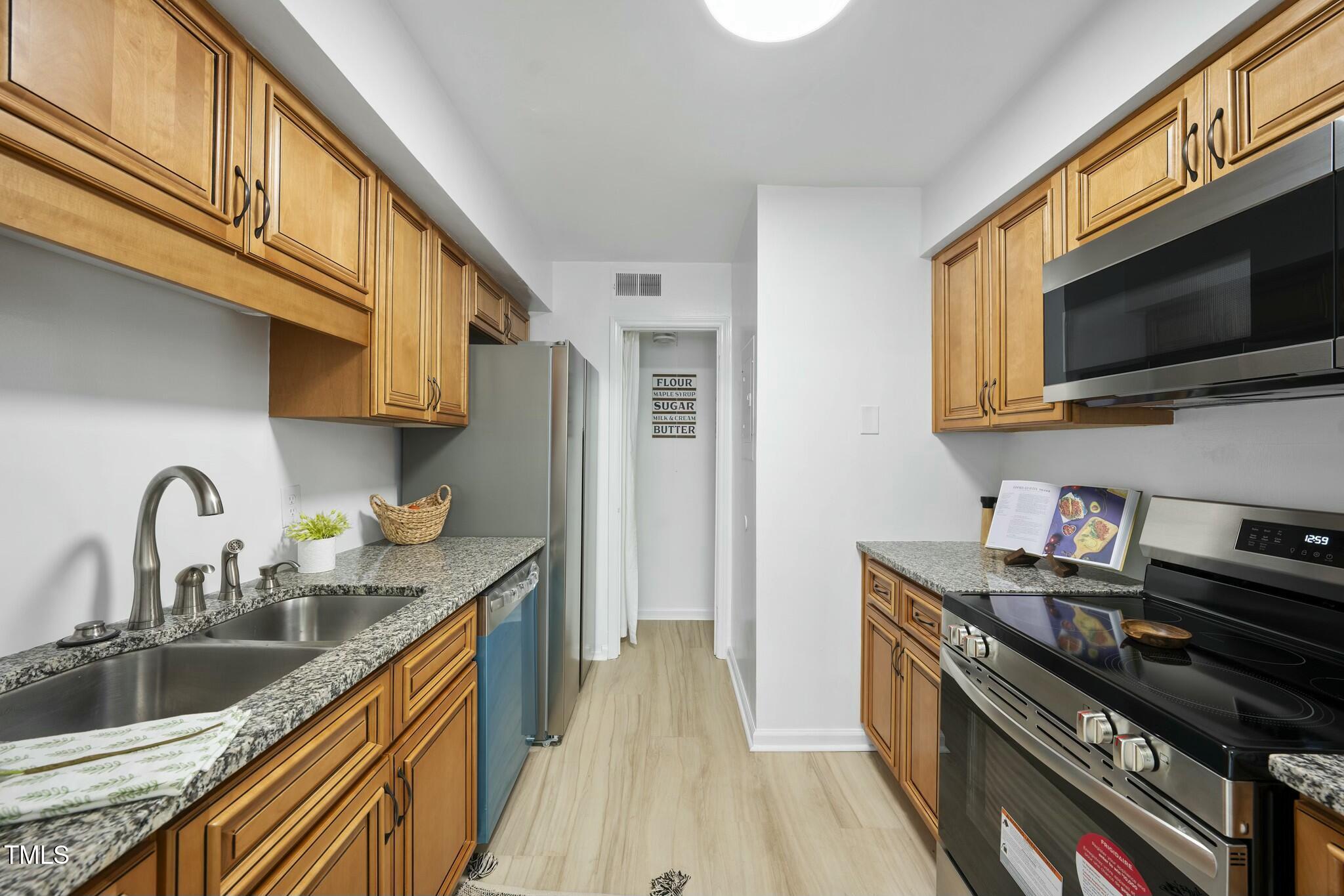 1277 Teakwood Place