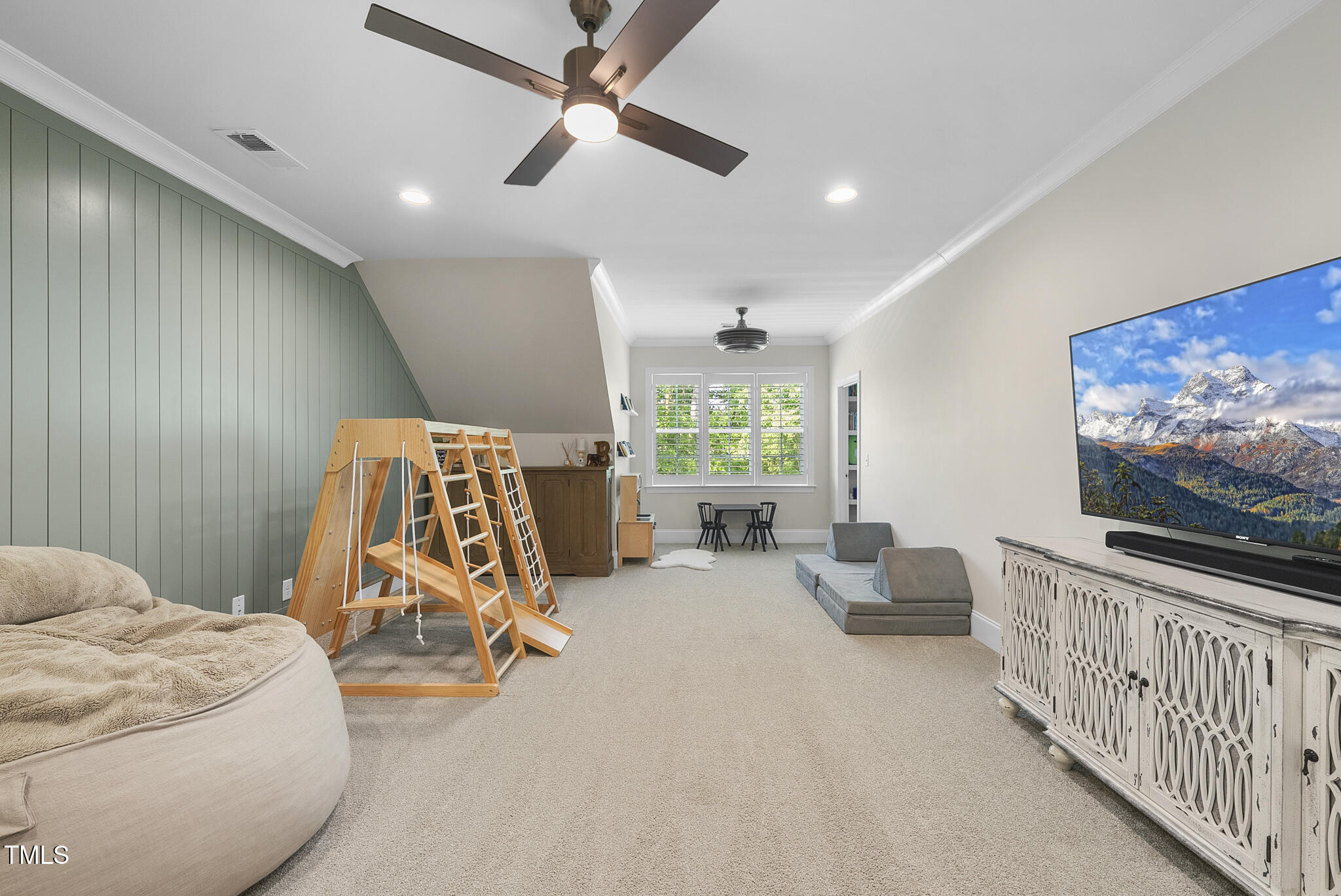 2086 Amalfi Place