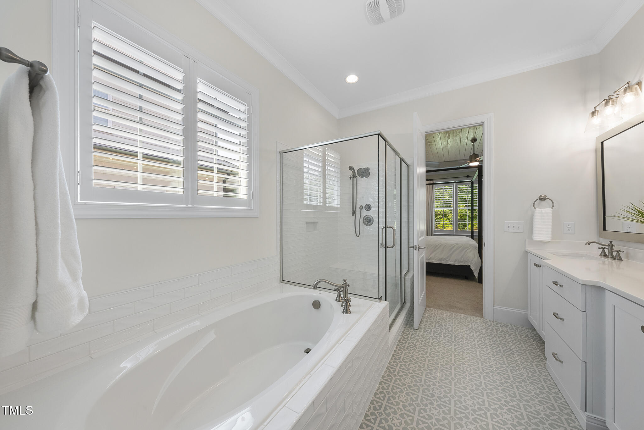 2086 Amalfi Place