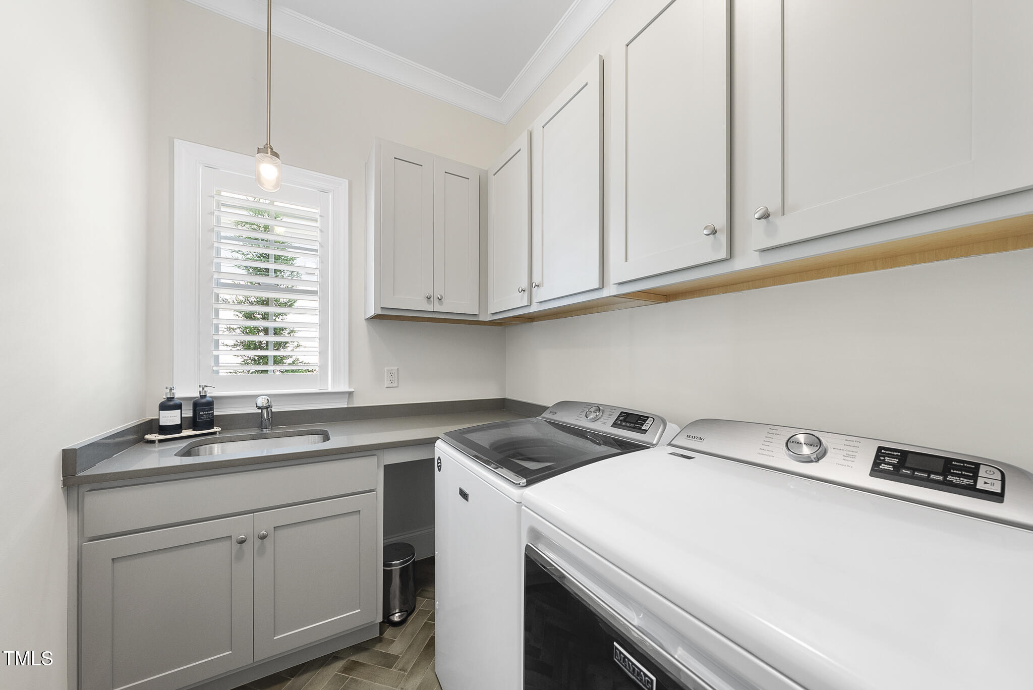 2086 Amalfi Place