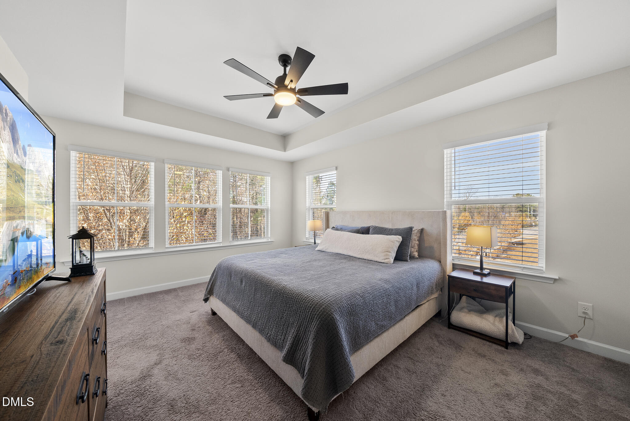 935 Parkstone Towne Boulevard