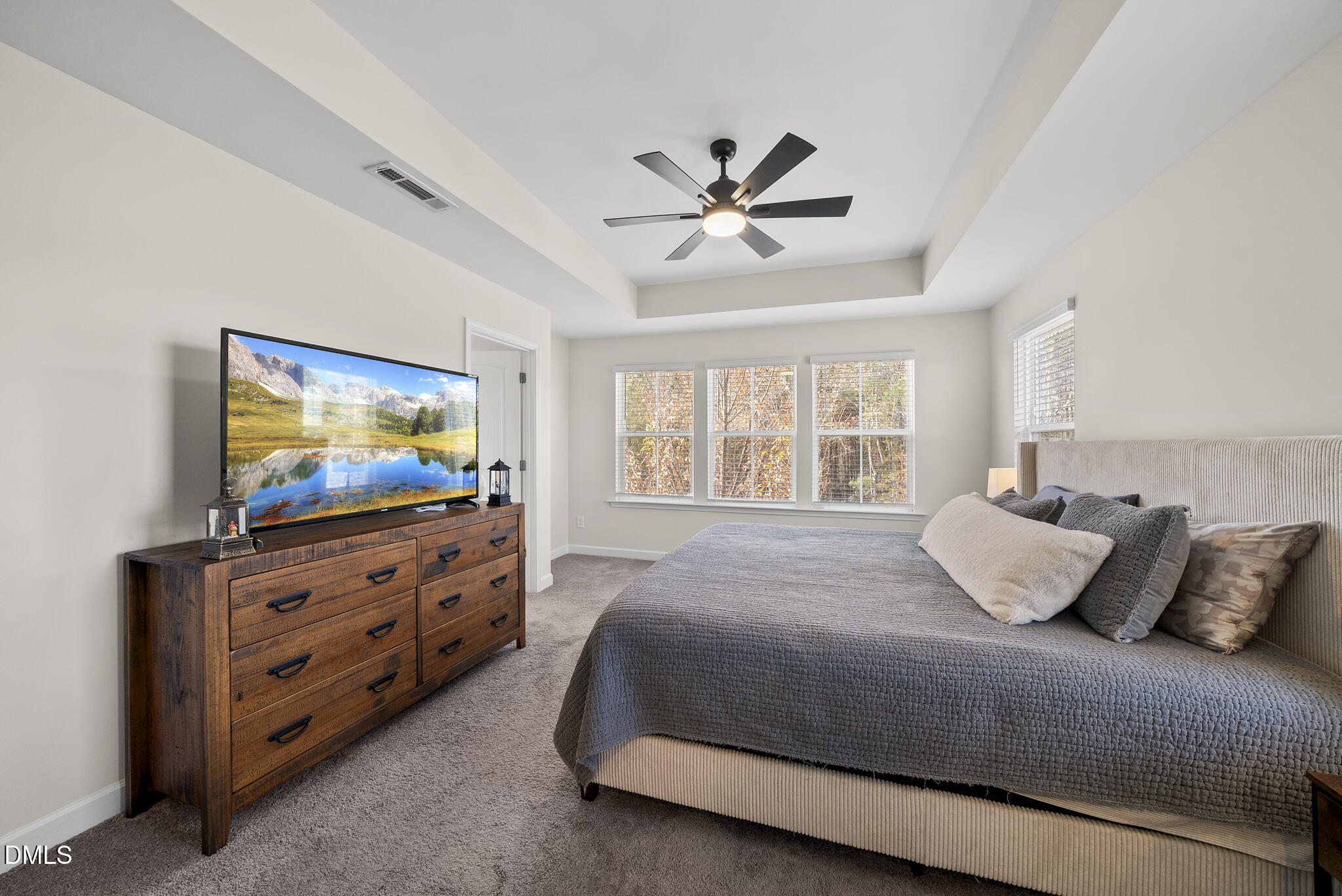 935 Parkstone Towne Boulevard