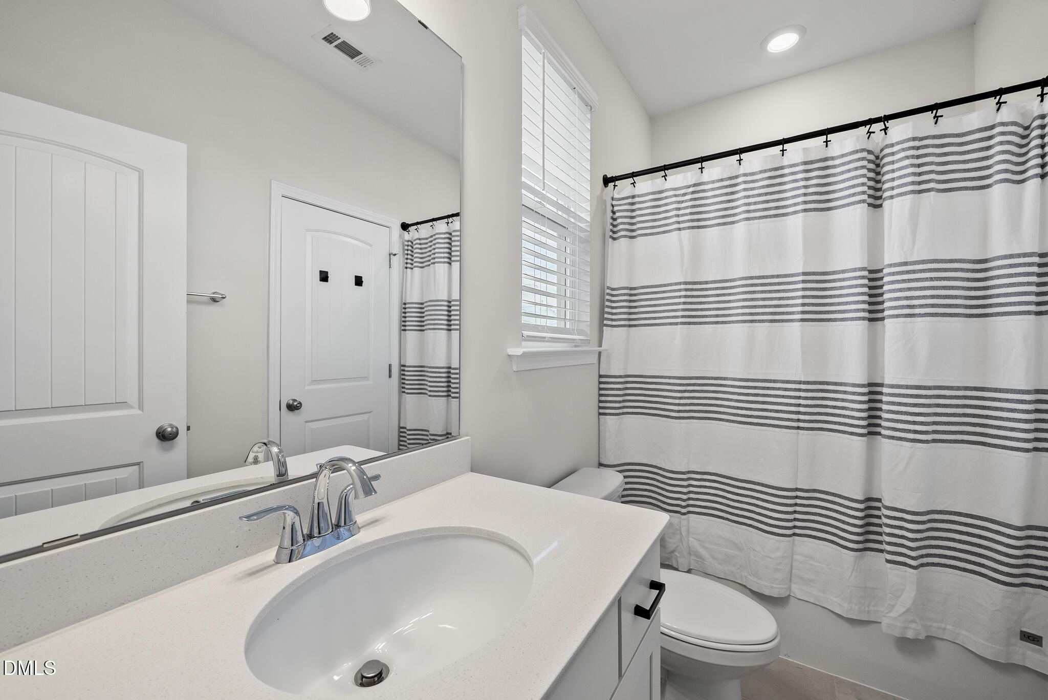 935 Parkstone Towne Boulevard