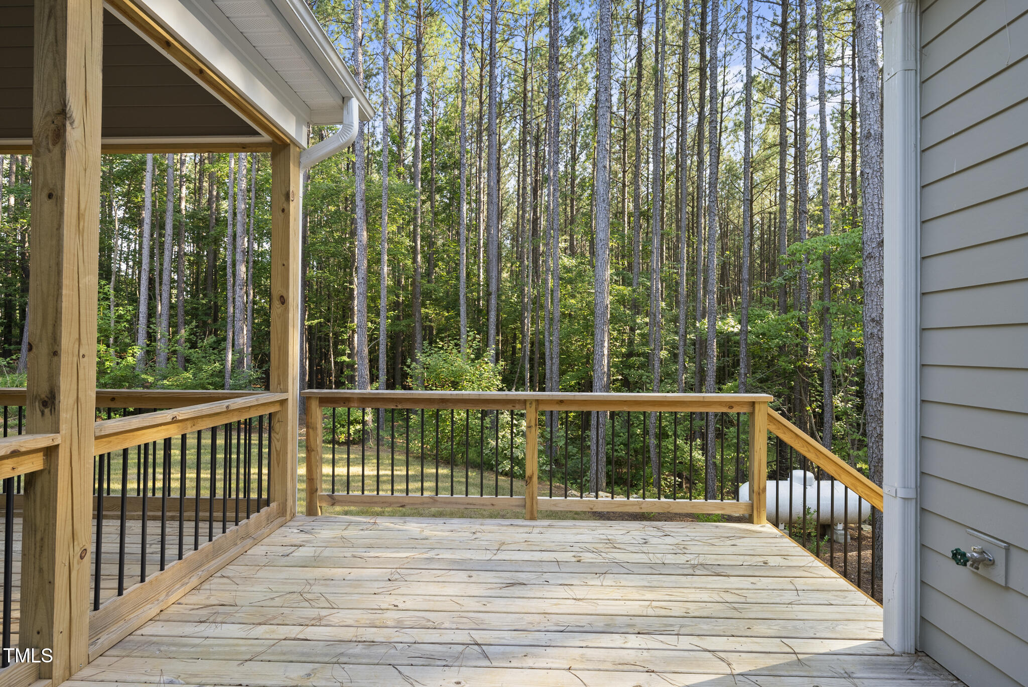 352 Anneliis Lane