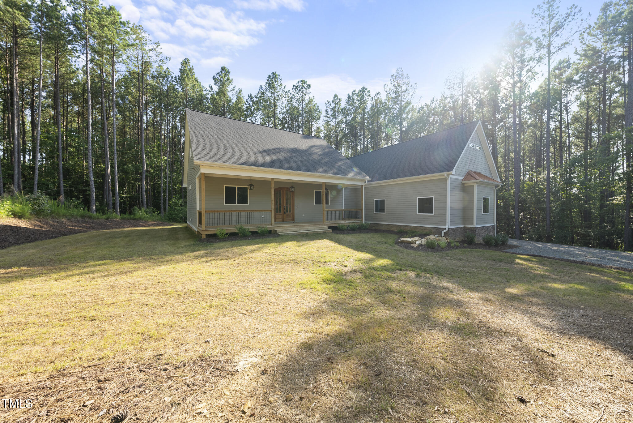 352 Anneliis Lane