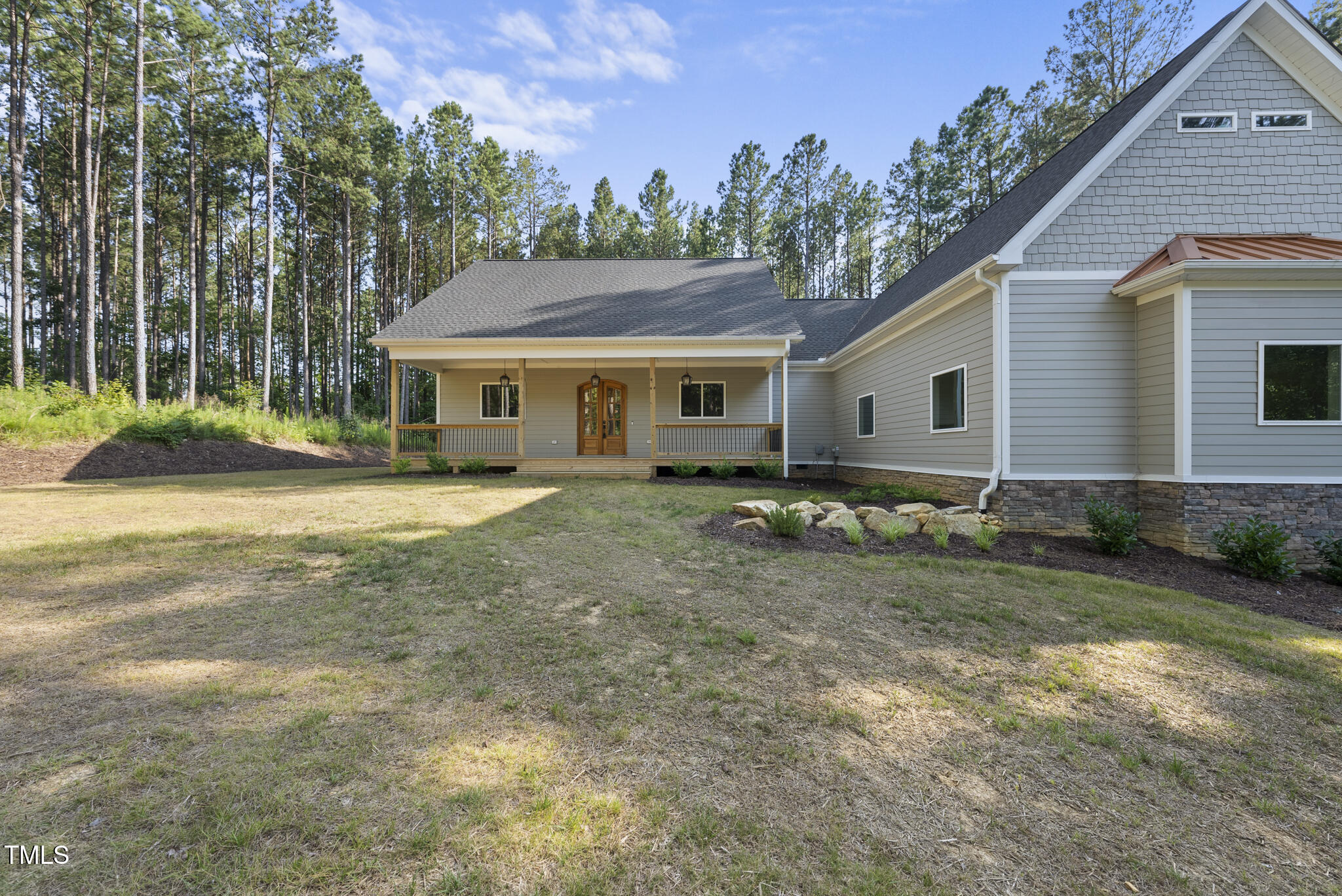 352 Anneliis Lane