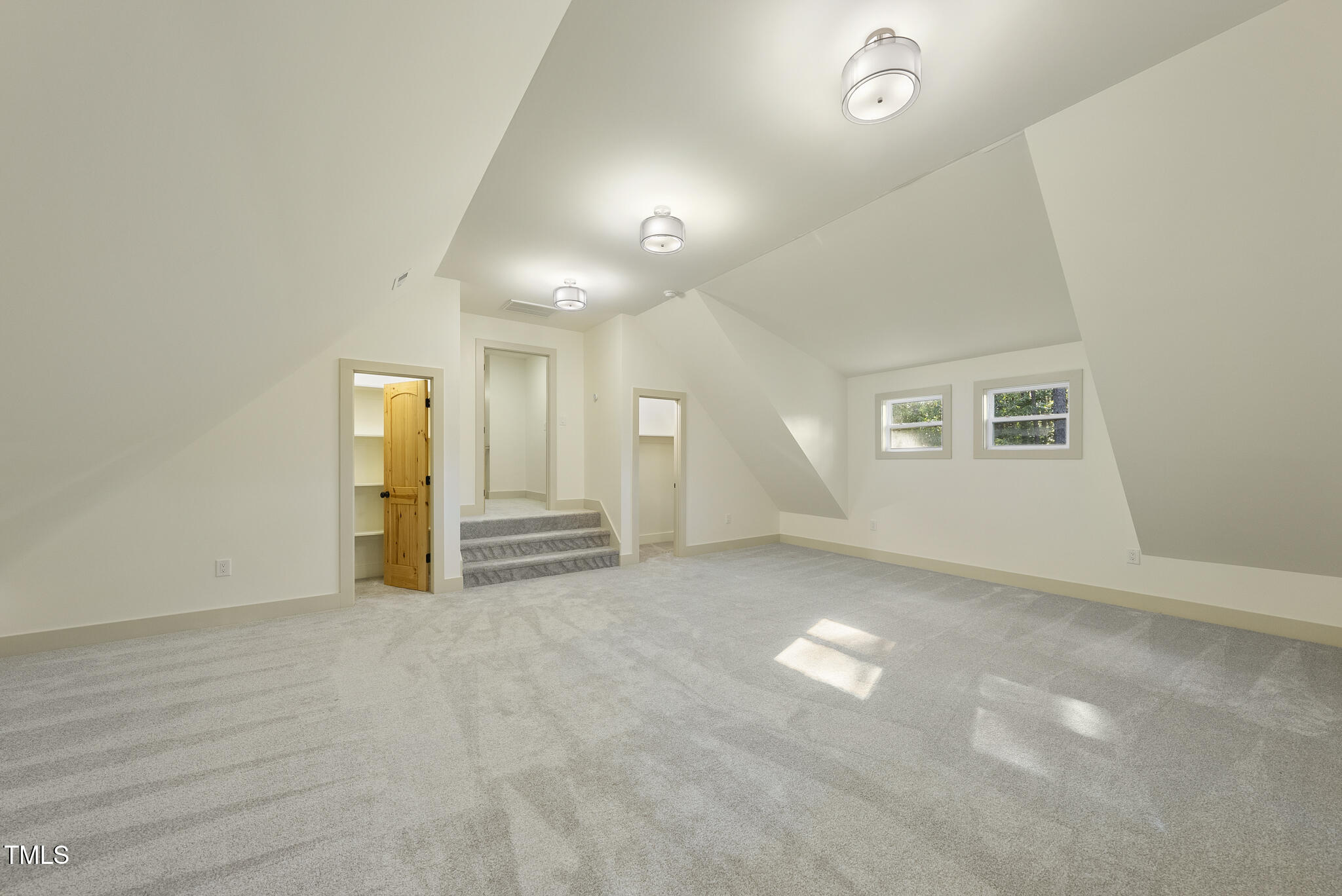 352 Anneliis Lane