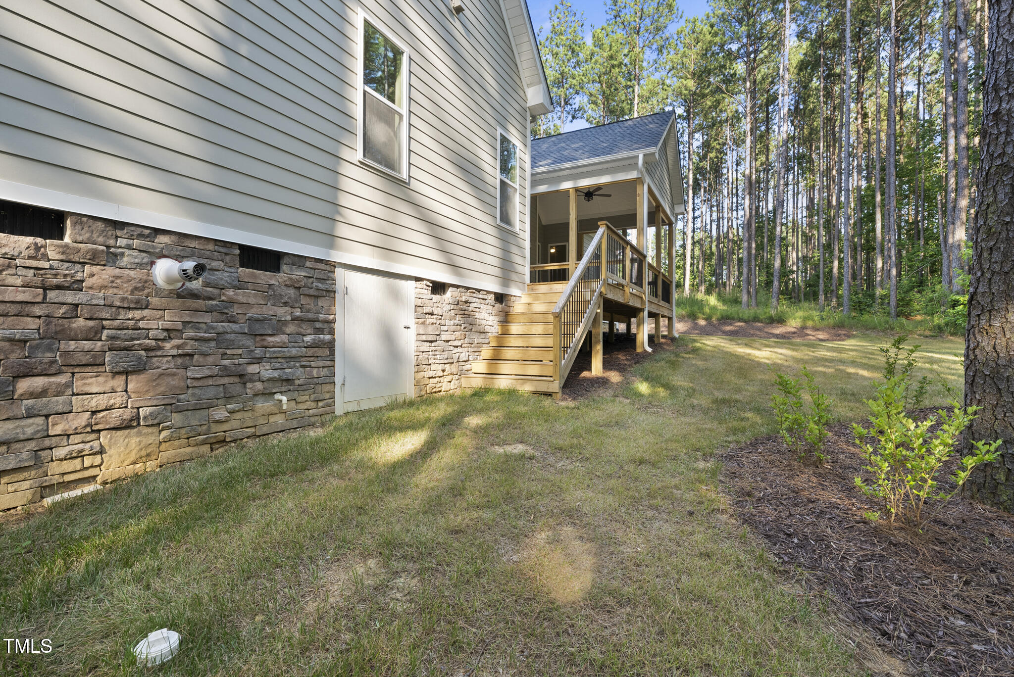352 Anneliis Lane