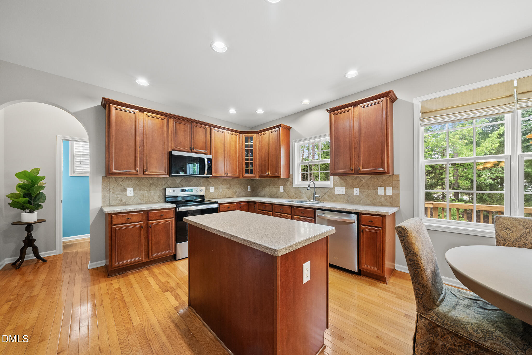 5 Stonehouse Court