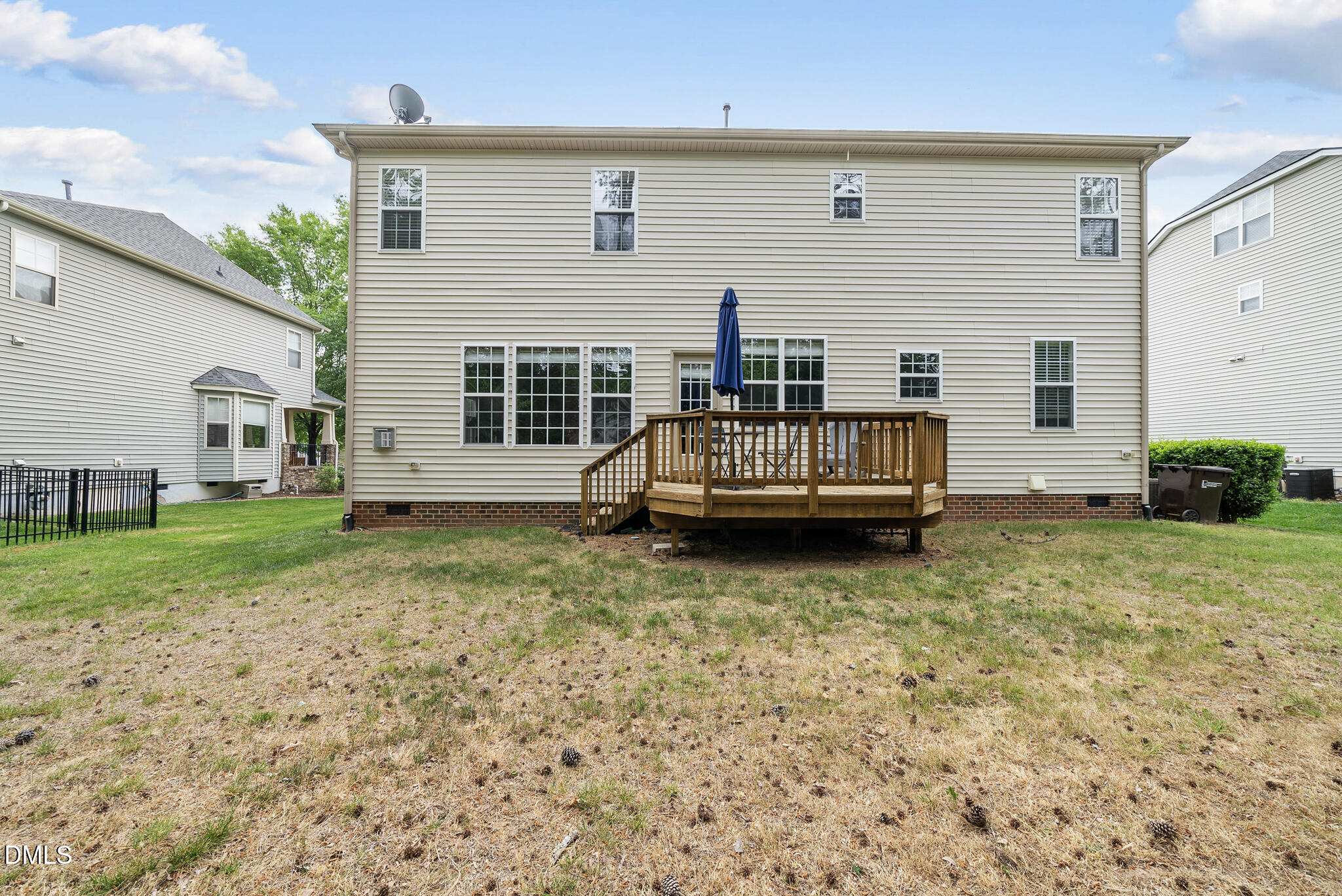 5 Stonehouse Court