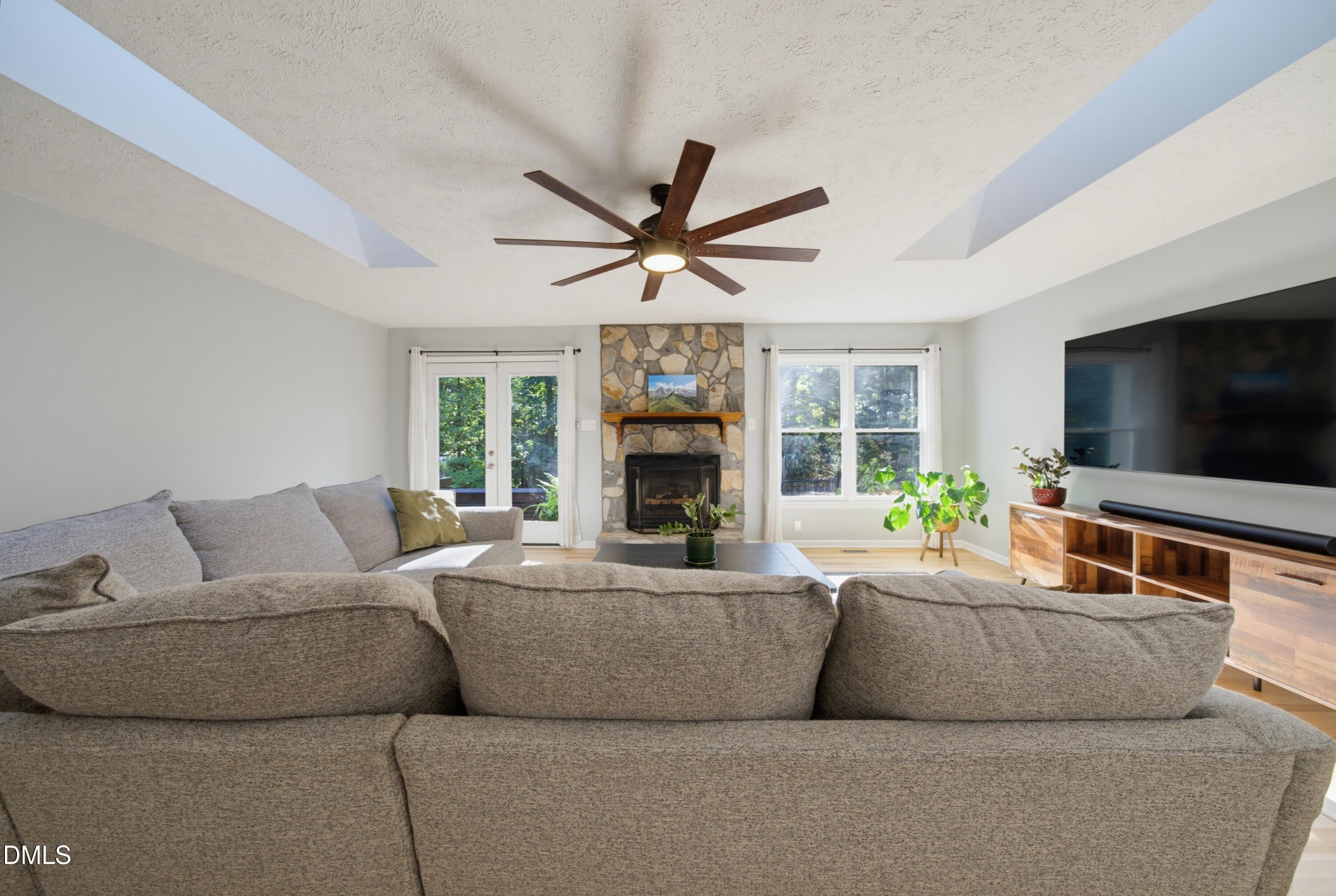 43 Lilly Loop