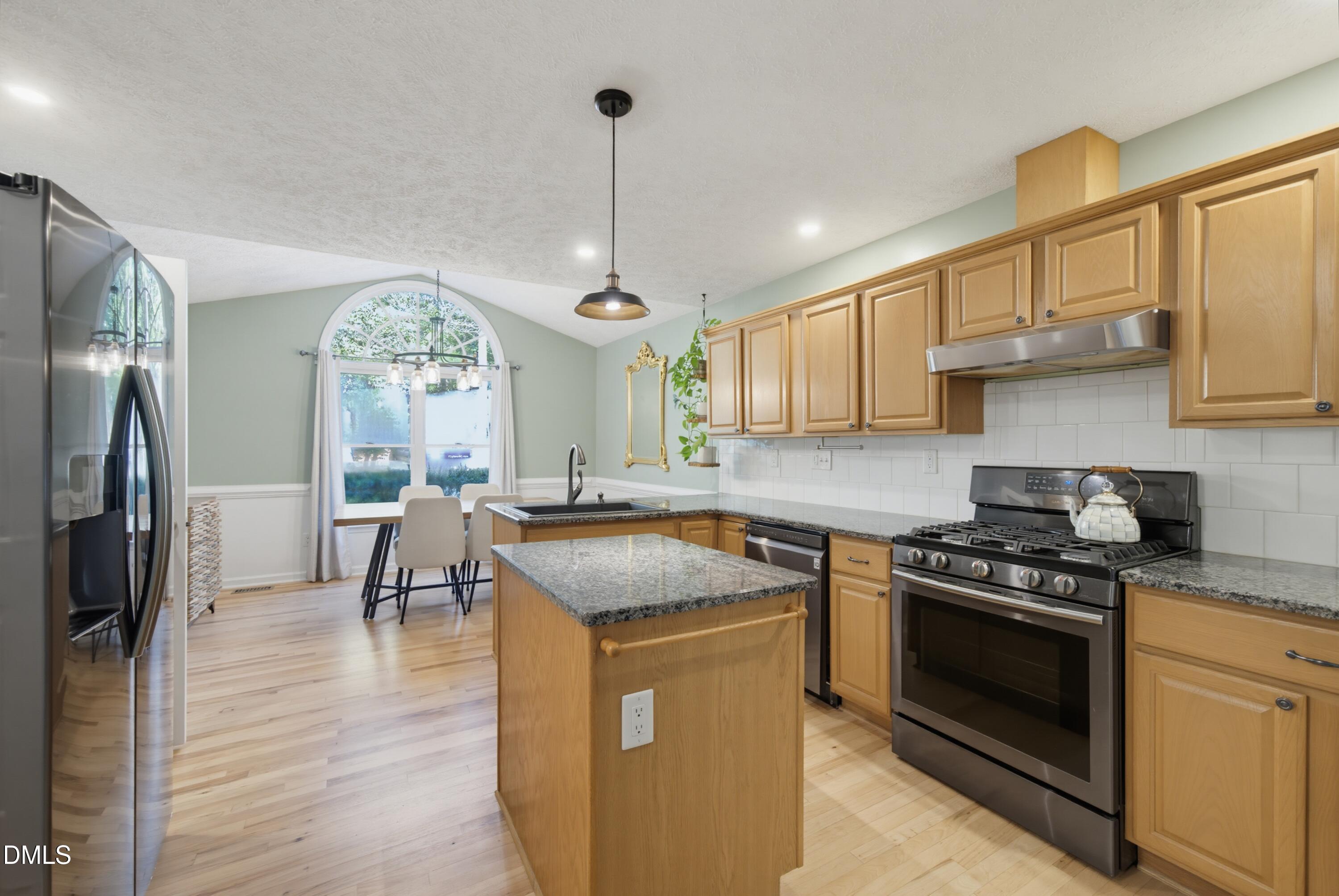 43 Lilly Loop