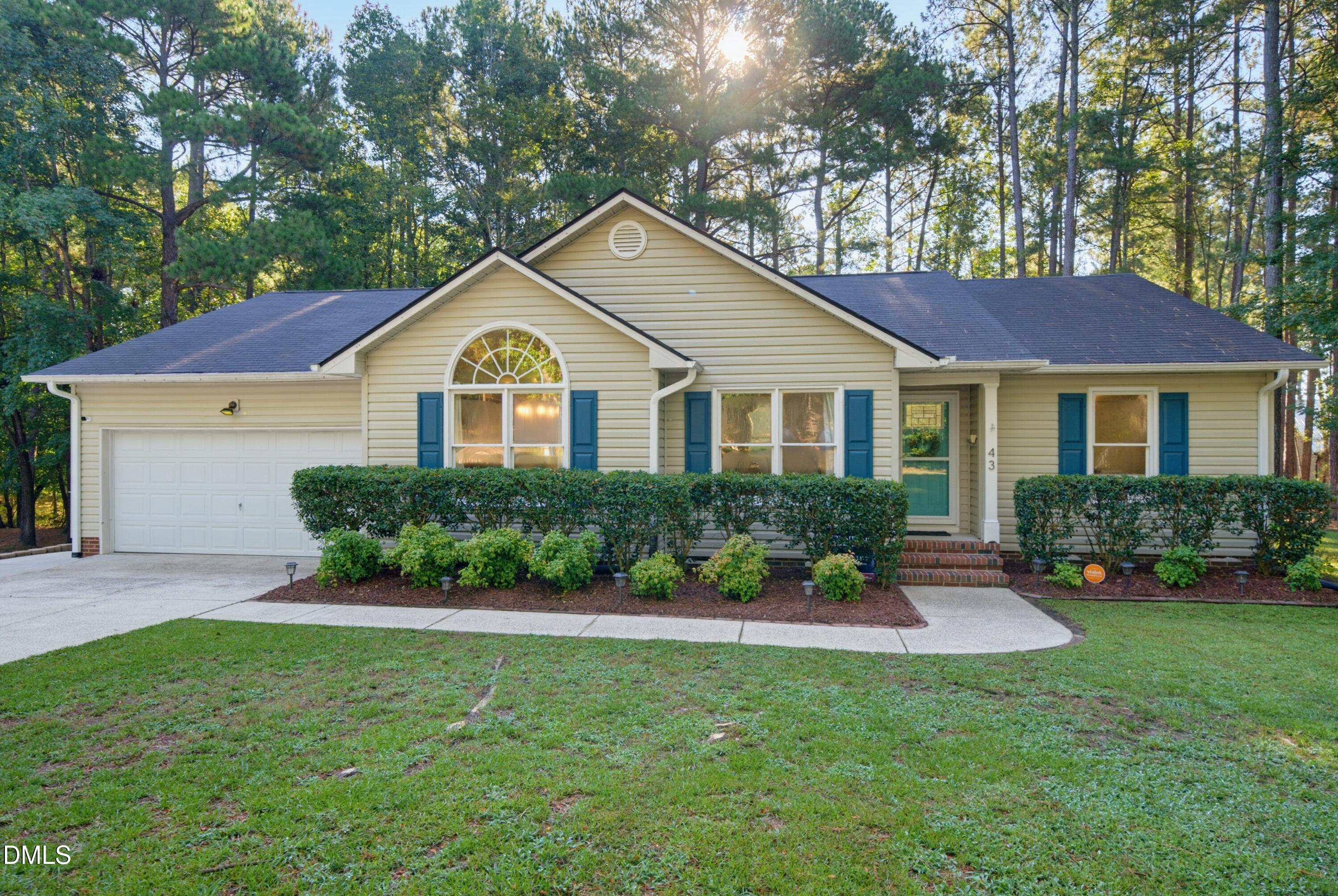 43 Lilly Loop