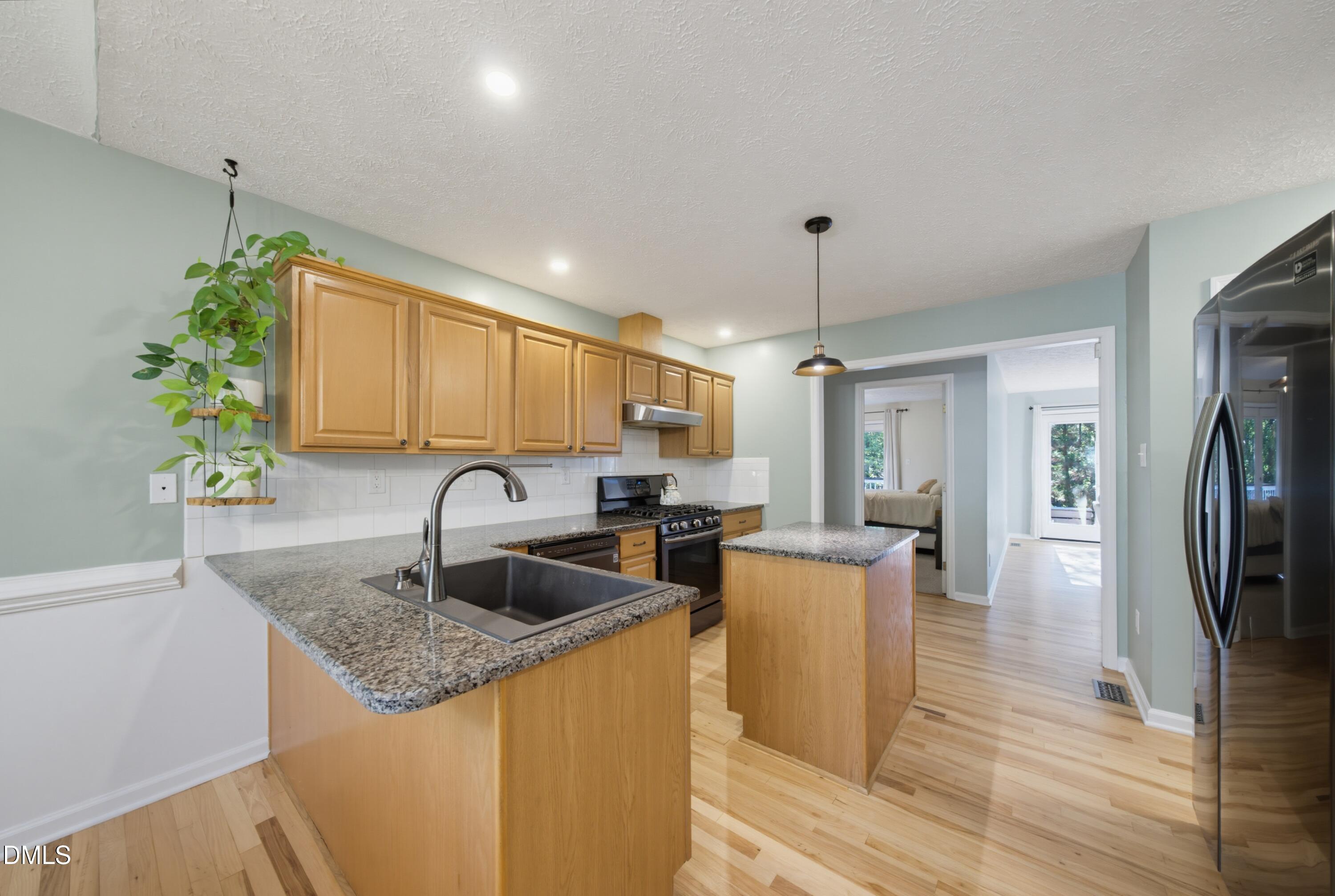 43 Lilly Loop