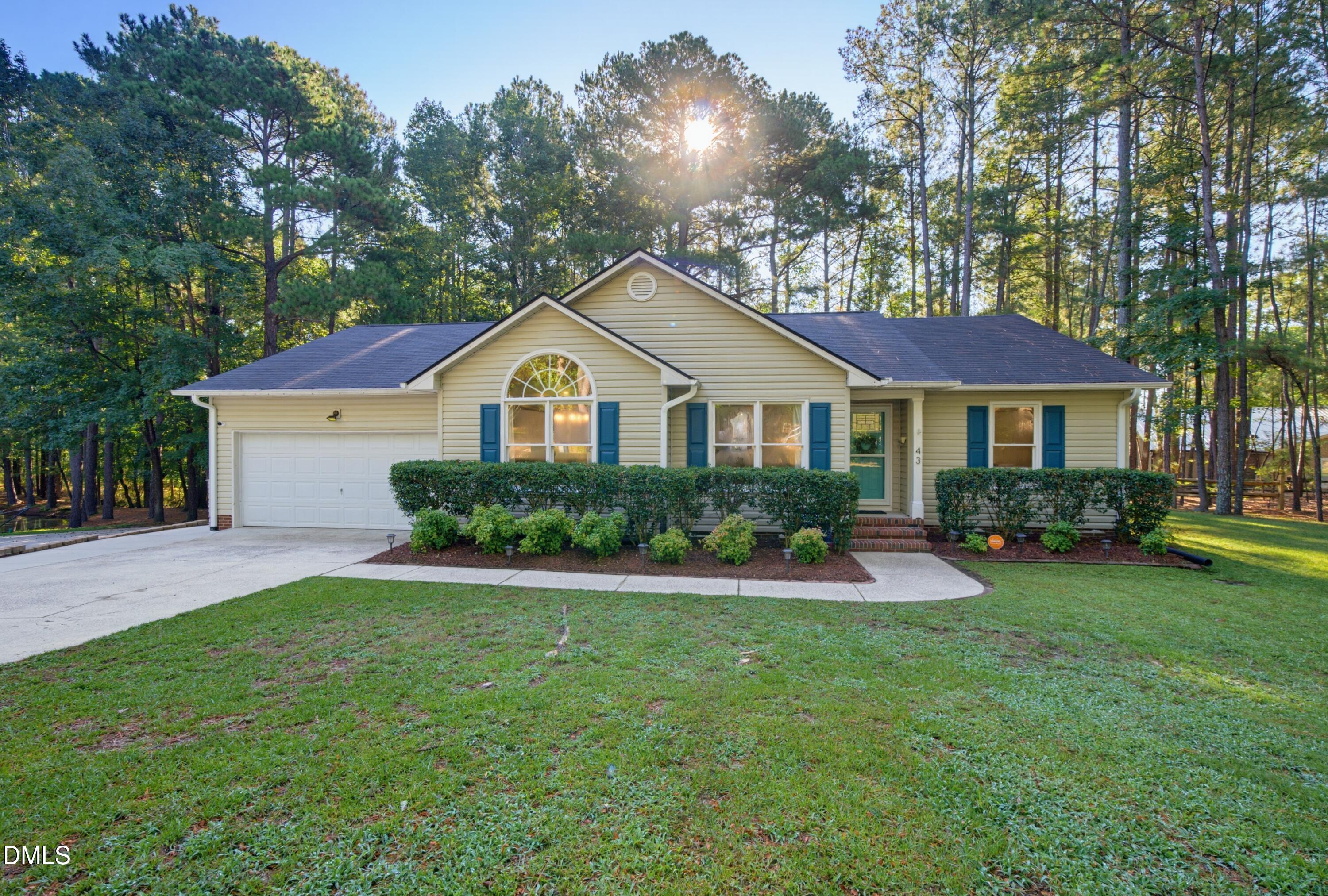 43 Lilly Loop