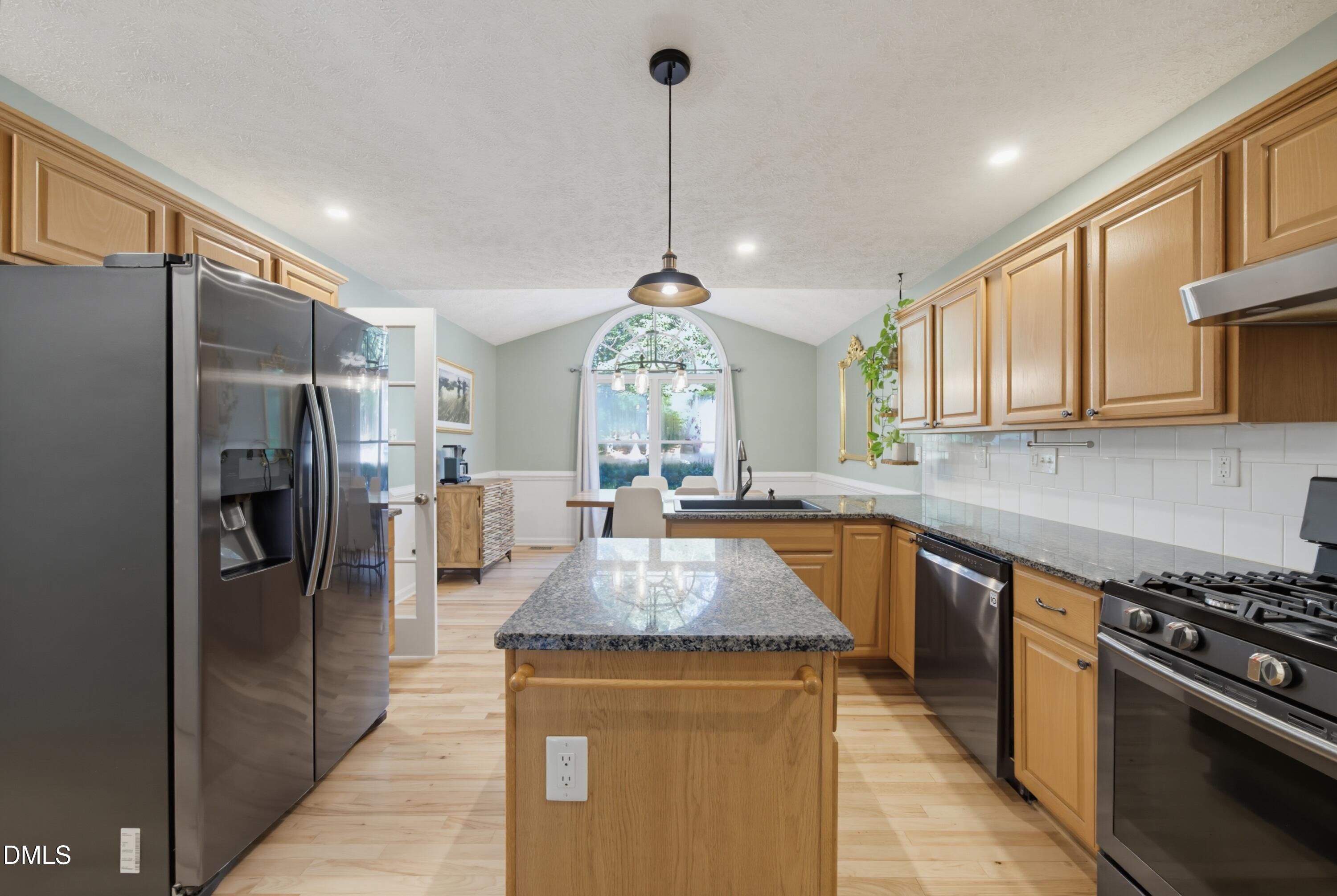 43 Lilly Loop