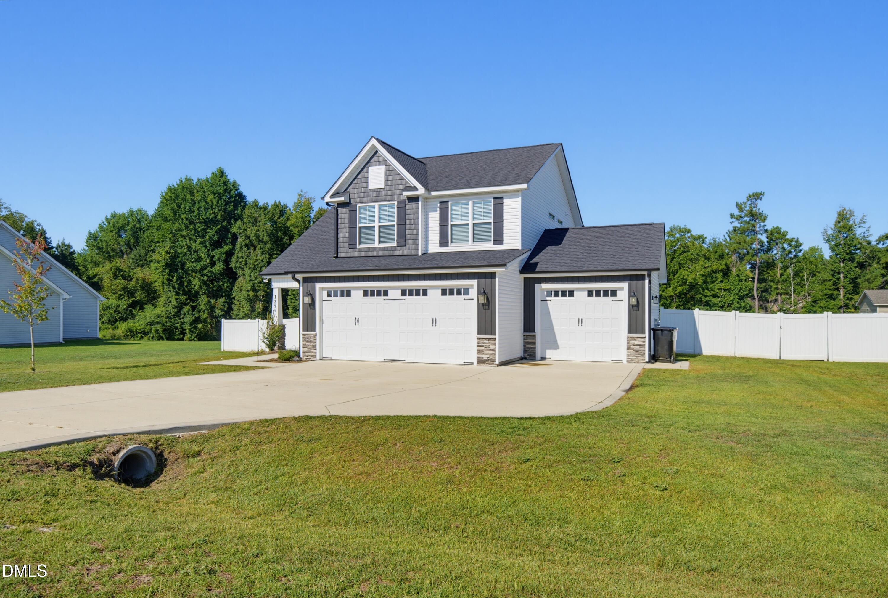 127 Thistle Court