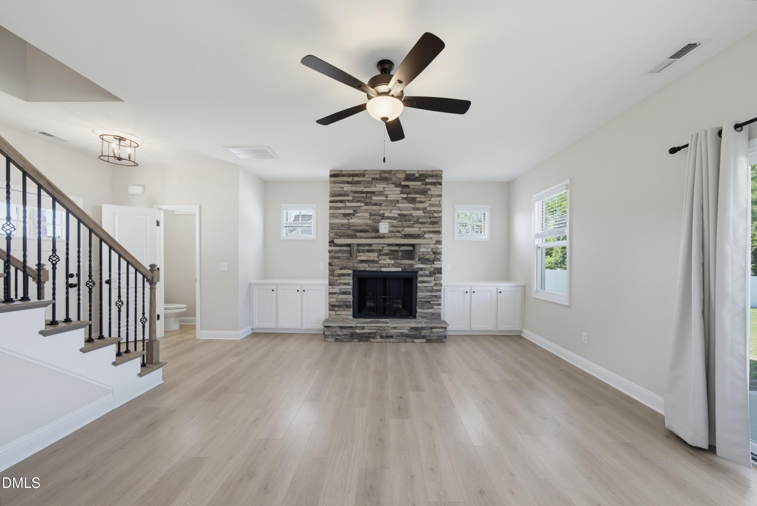 127 Thistle Court