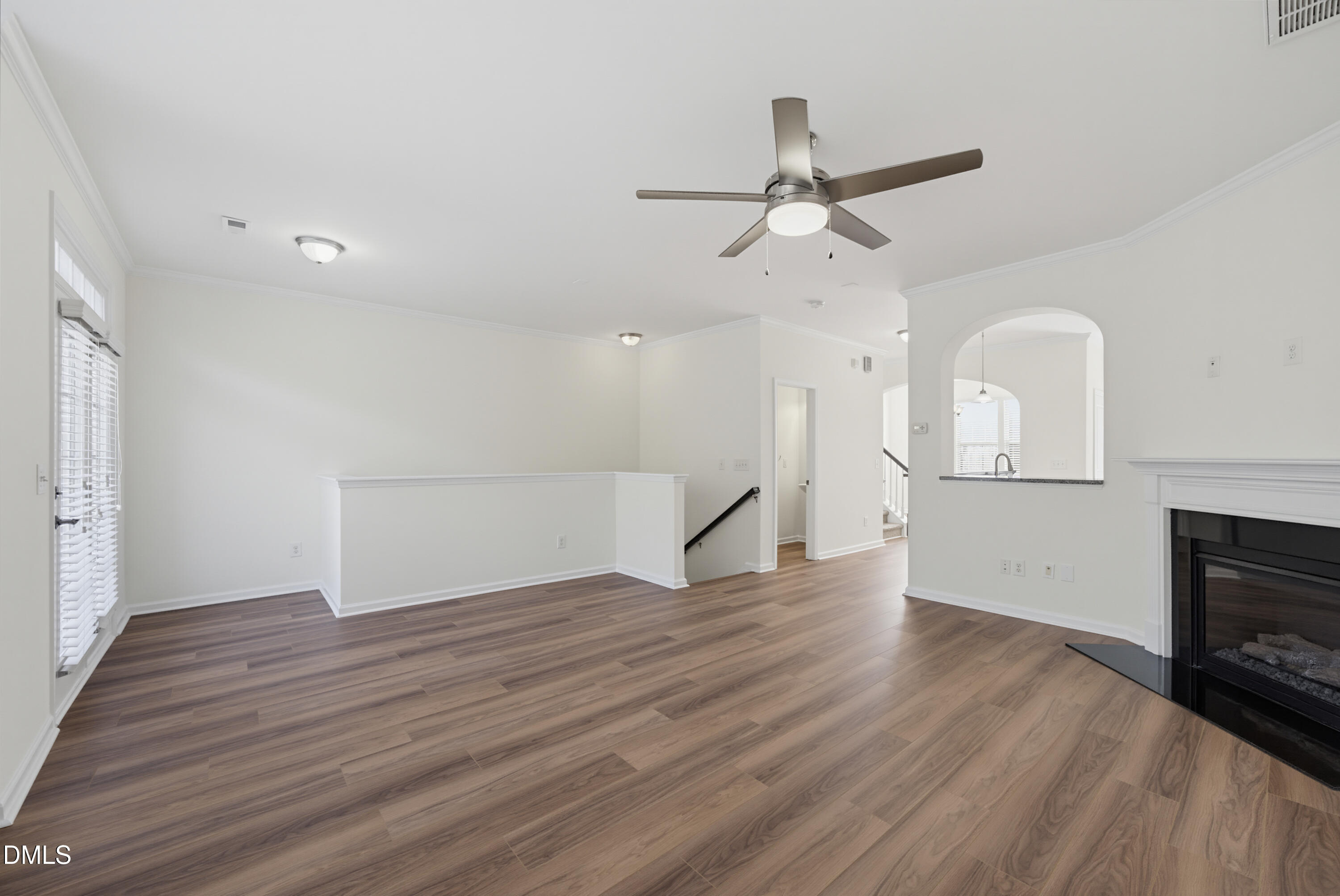 9322 Wooden Road