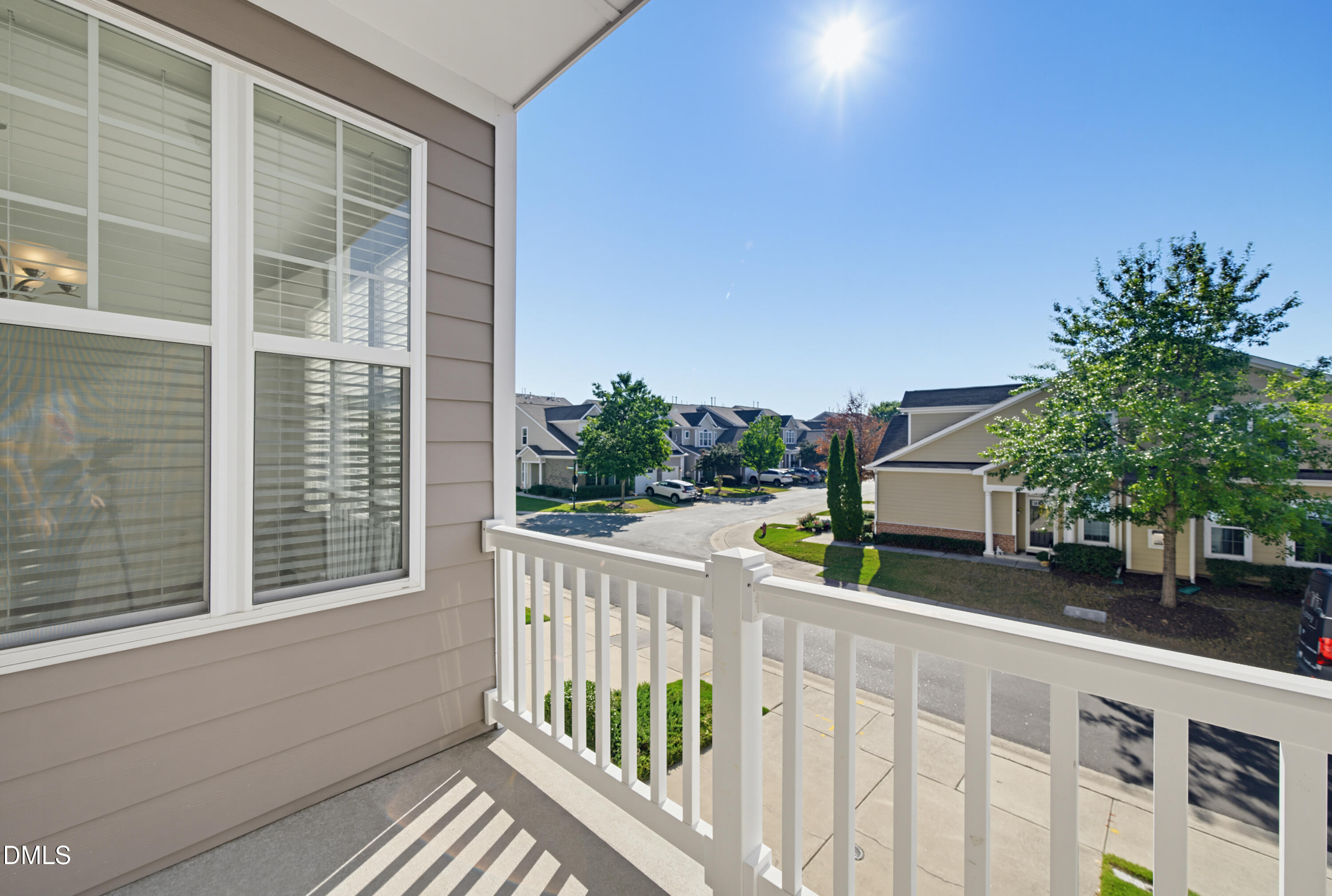 9322 Wooden Road