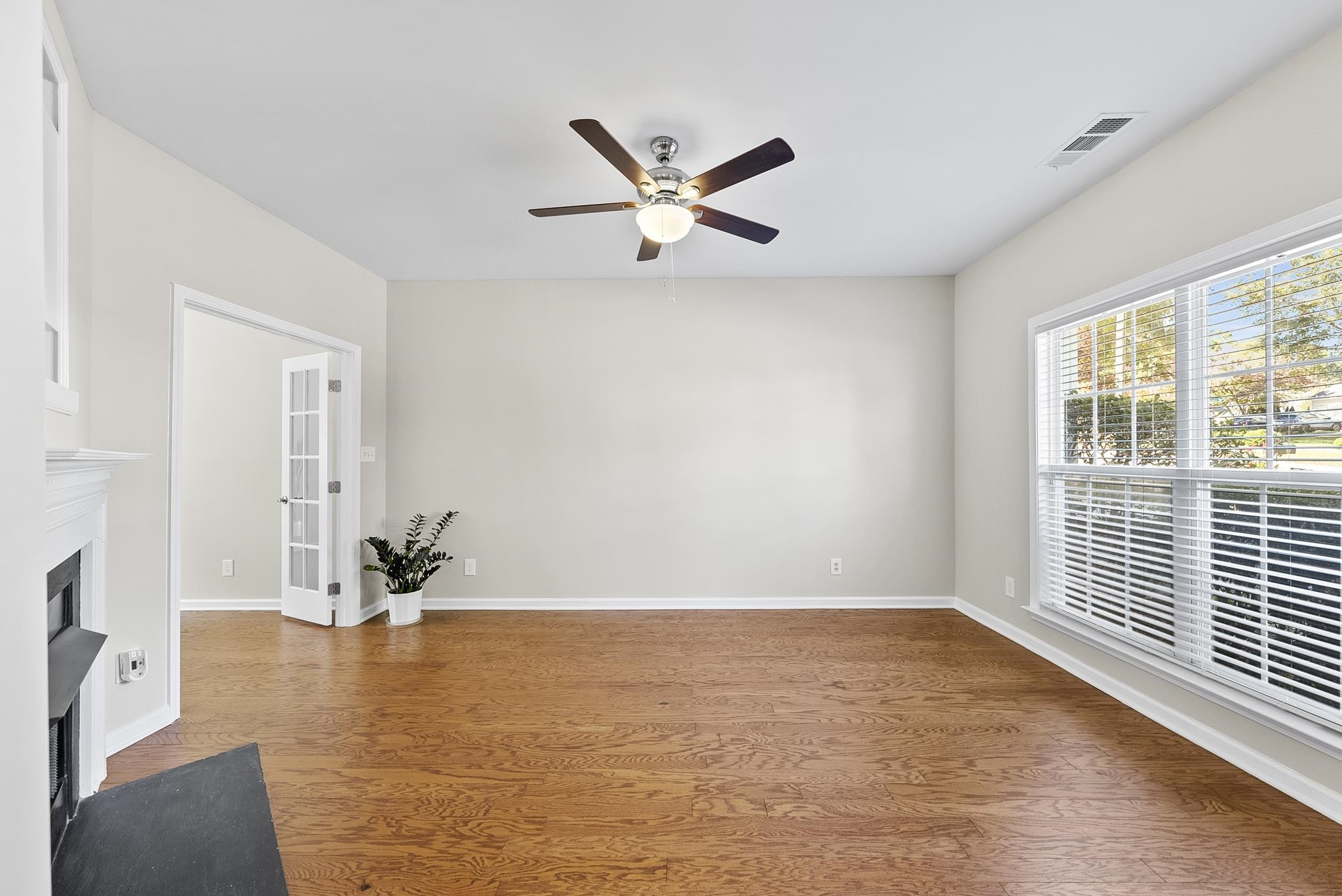5301 Corinthian Way