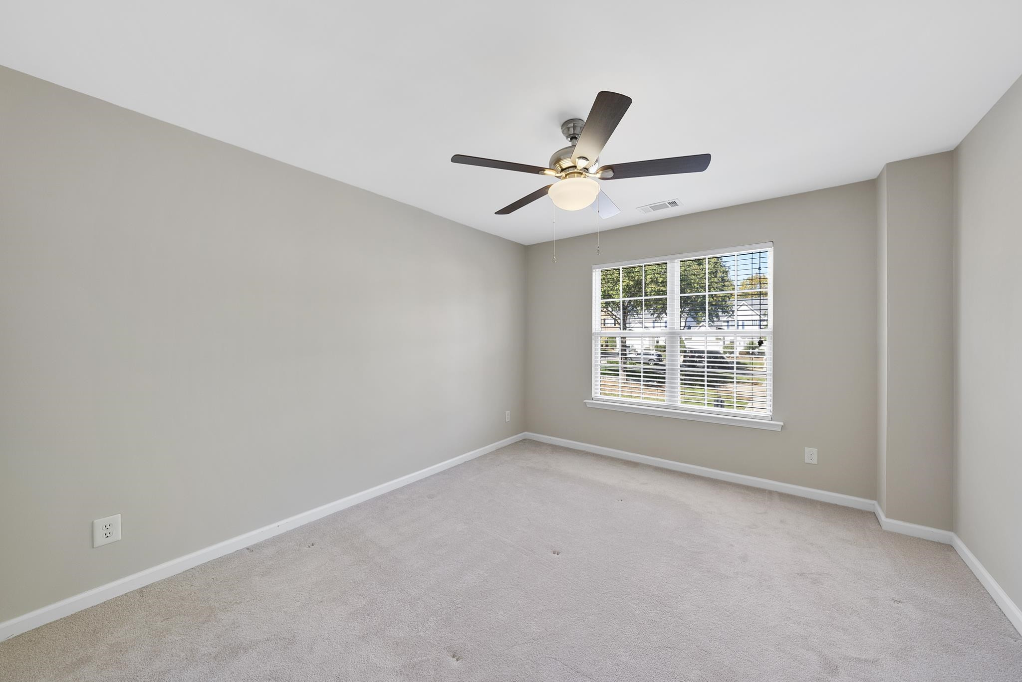 5301 Corinthian Way