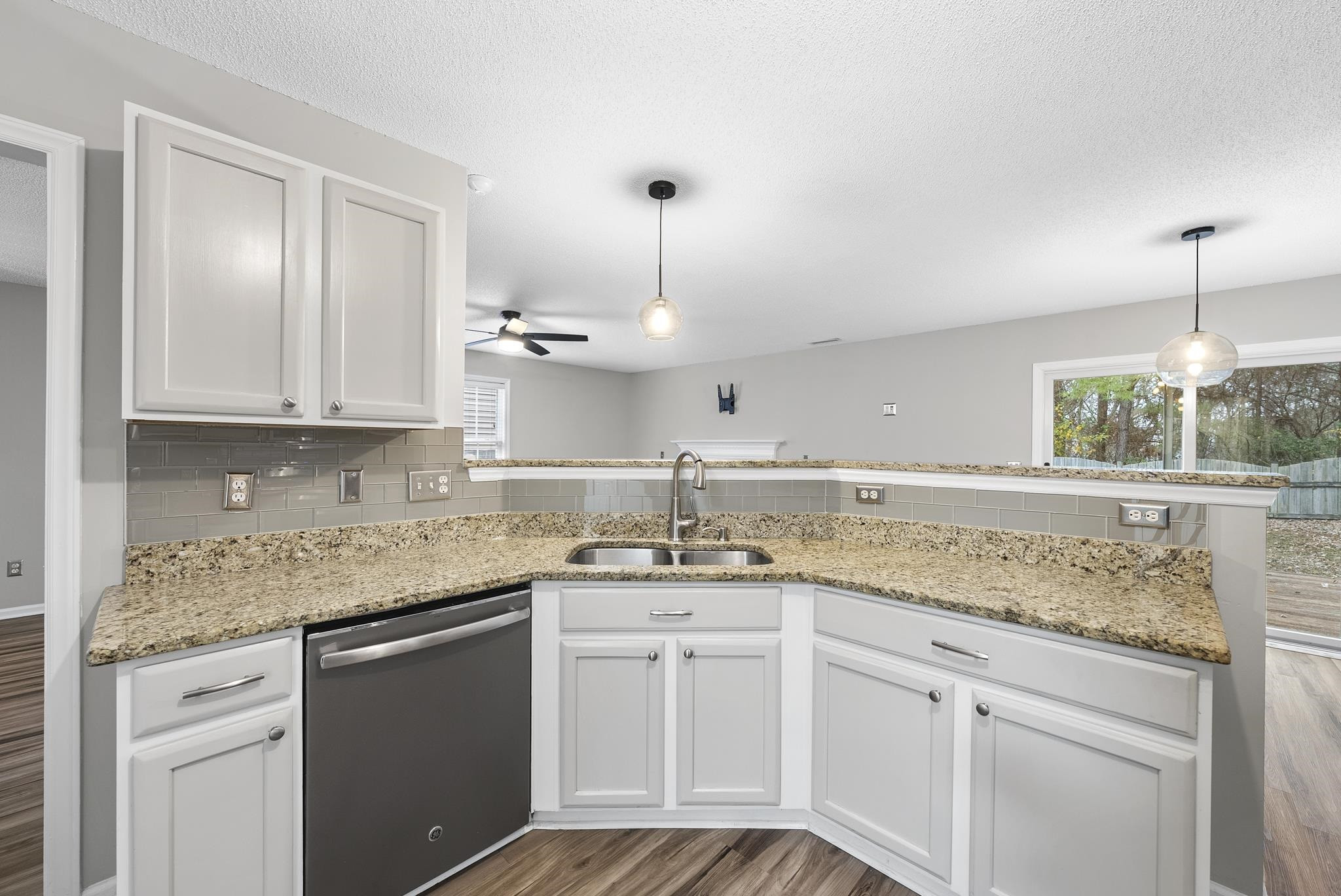 4916 Tommans Trail